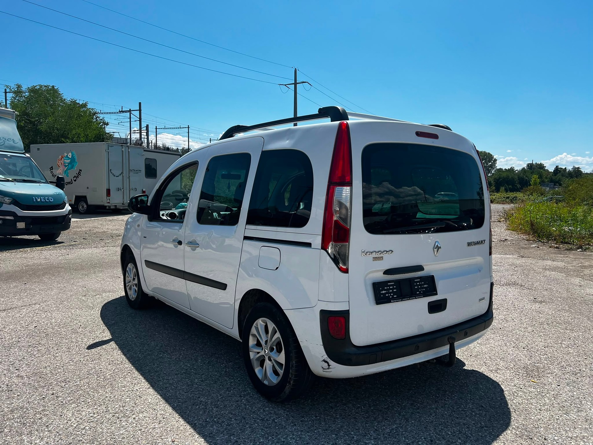 RENAULT Kangoo 1.2 16V Turbo Swiss Edition-image-3