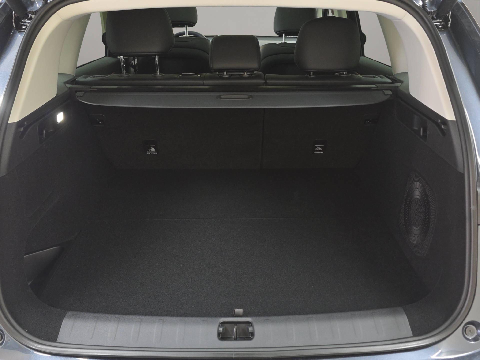 LEAPMOTOR C10 EV AWD 598 PS-image-11
