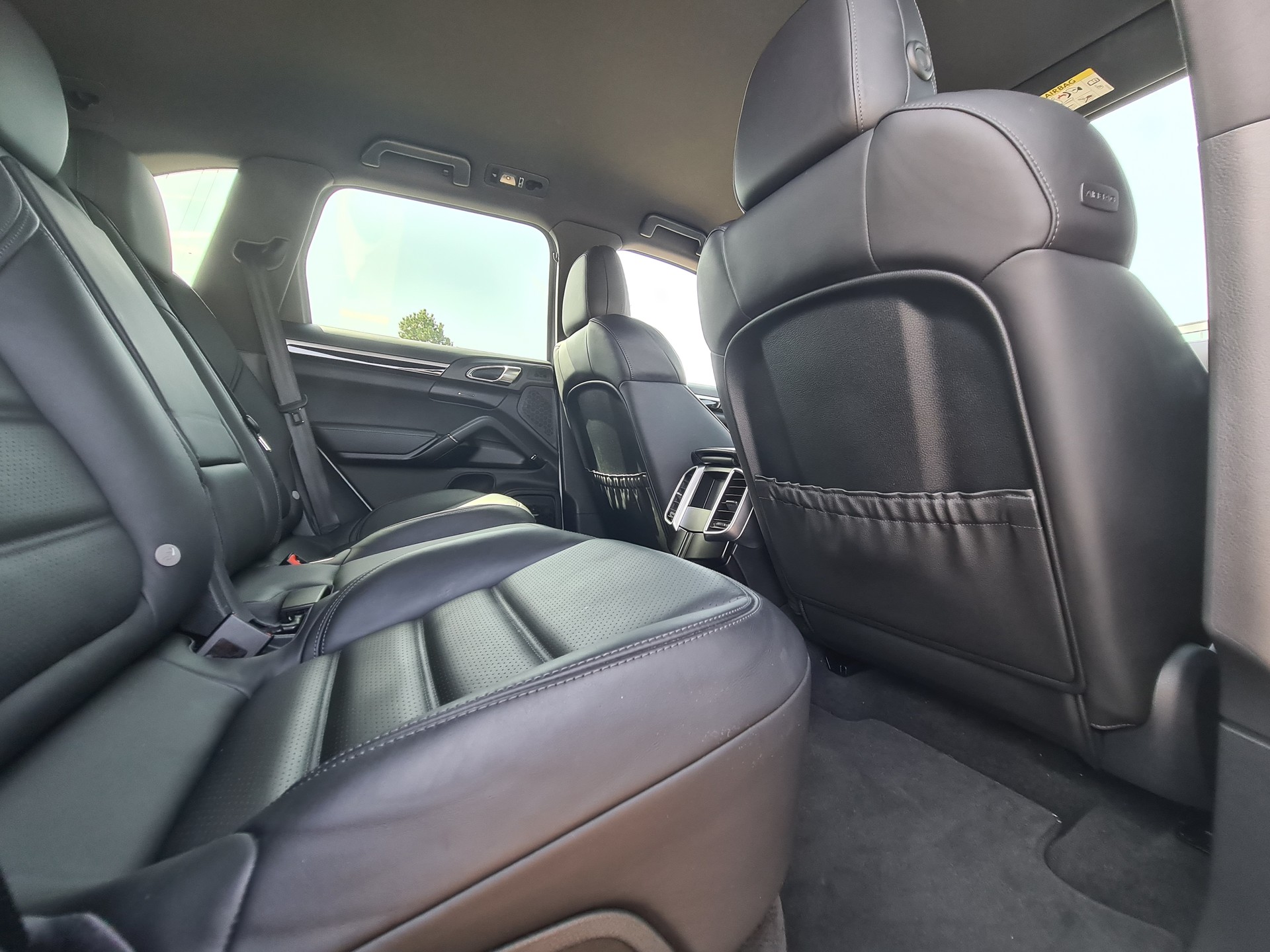 PORSCHE Cayenne Diesel-image-12