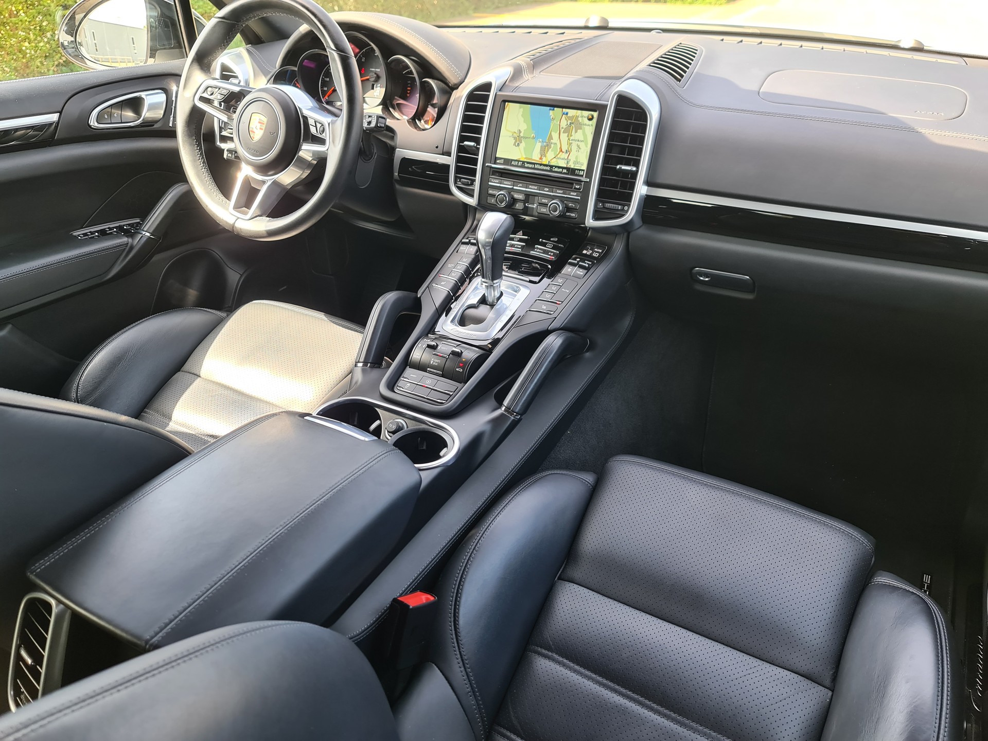 PORSCHE Cayenne Diesel-image-6