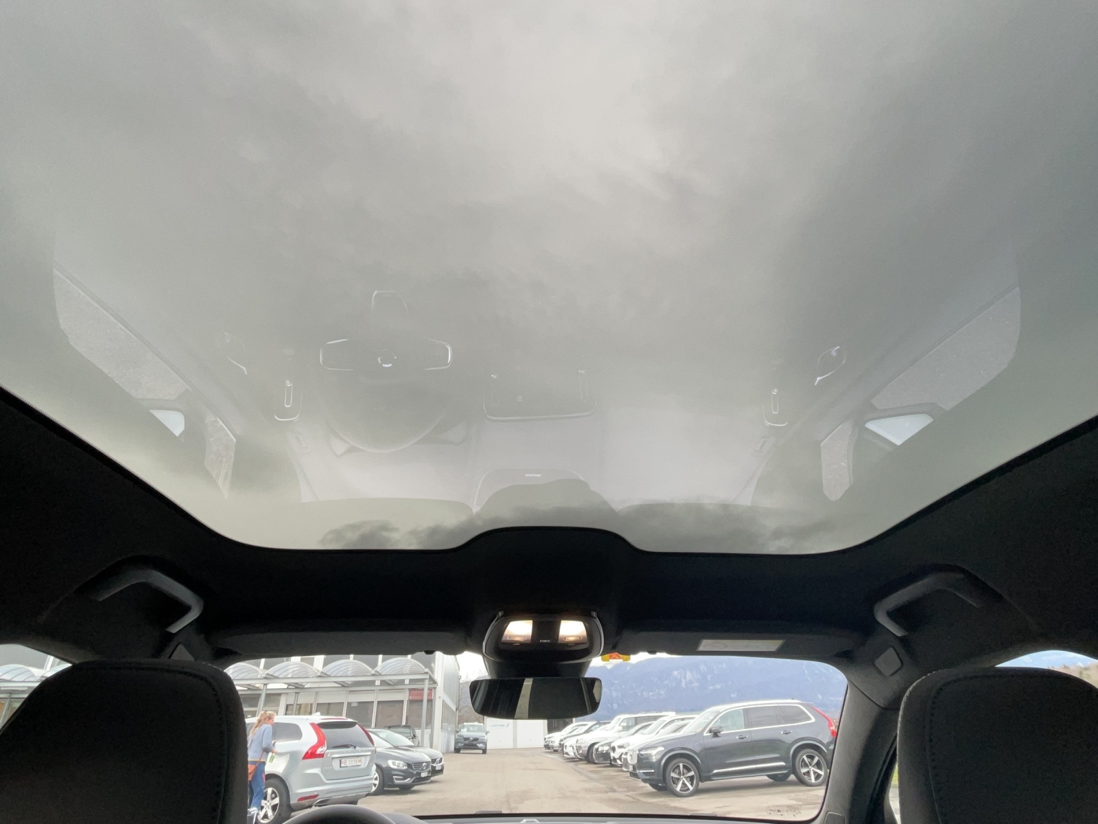 VOLVO C40 P8 Twin Recharge Ultimate AWD-image-17