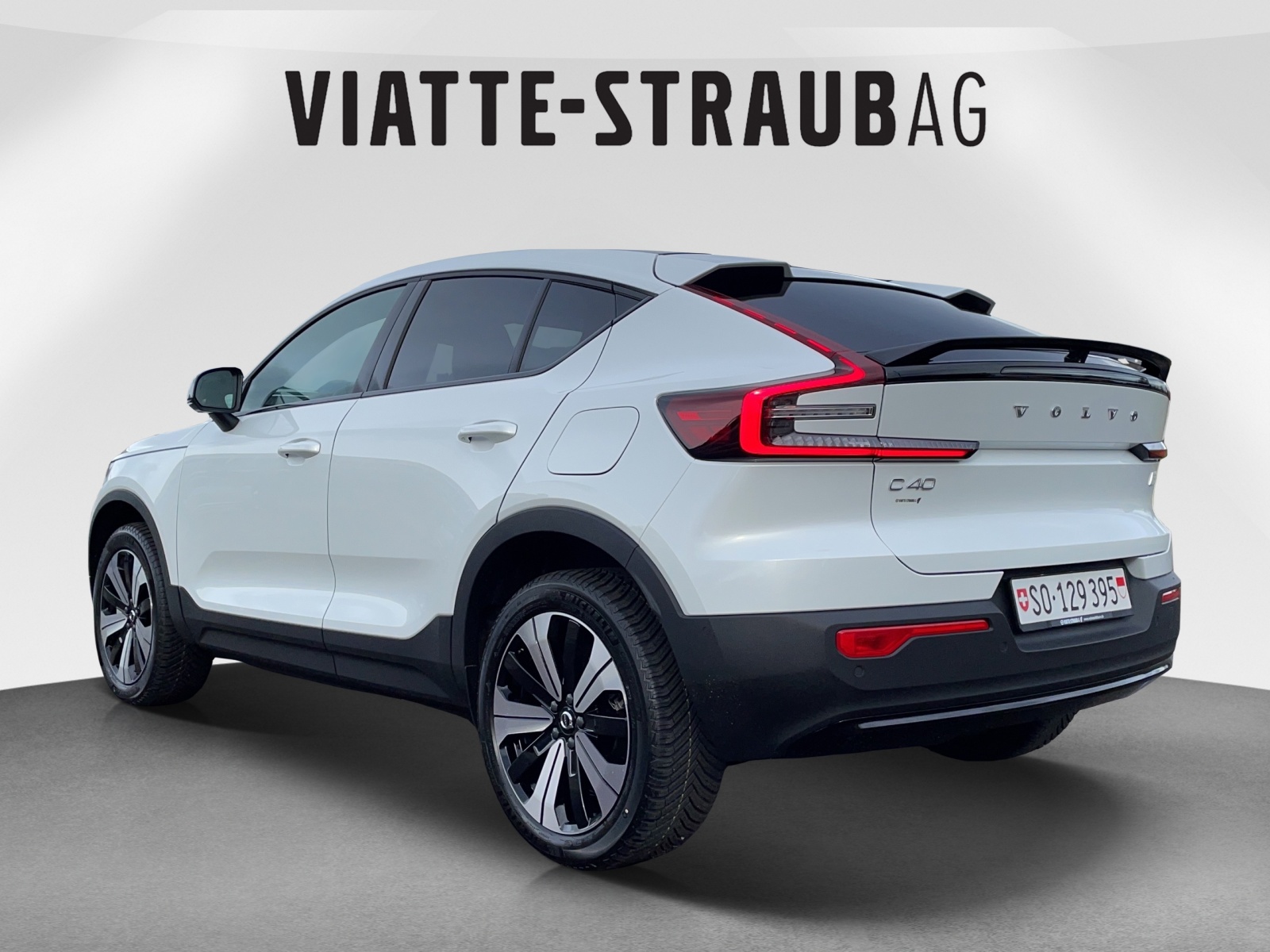 VOLVO C40 P8 Twin Recharge Ultimate AWD-image-2