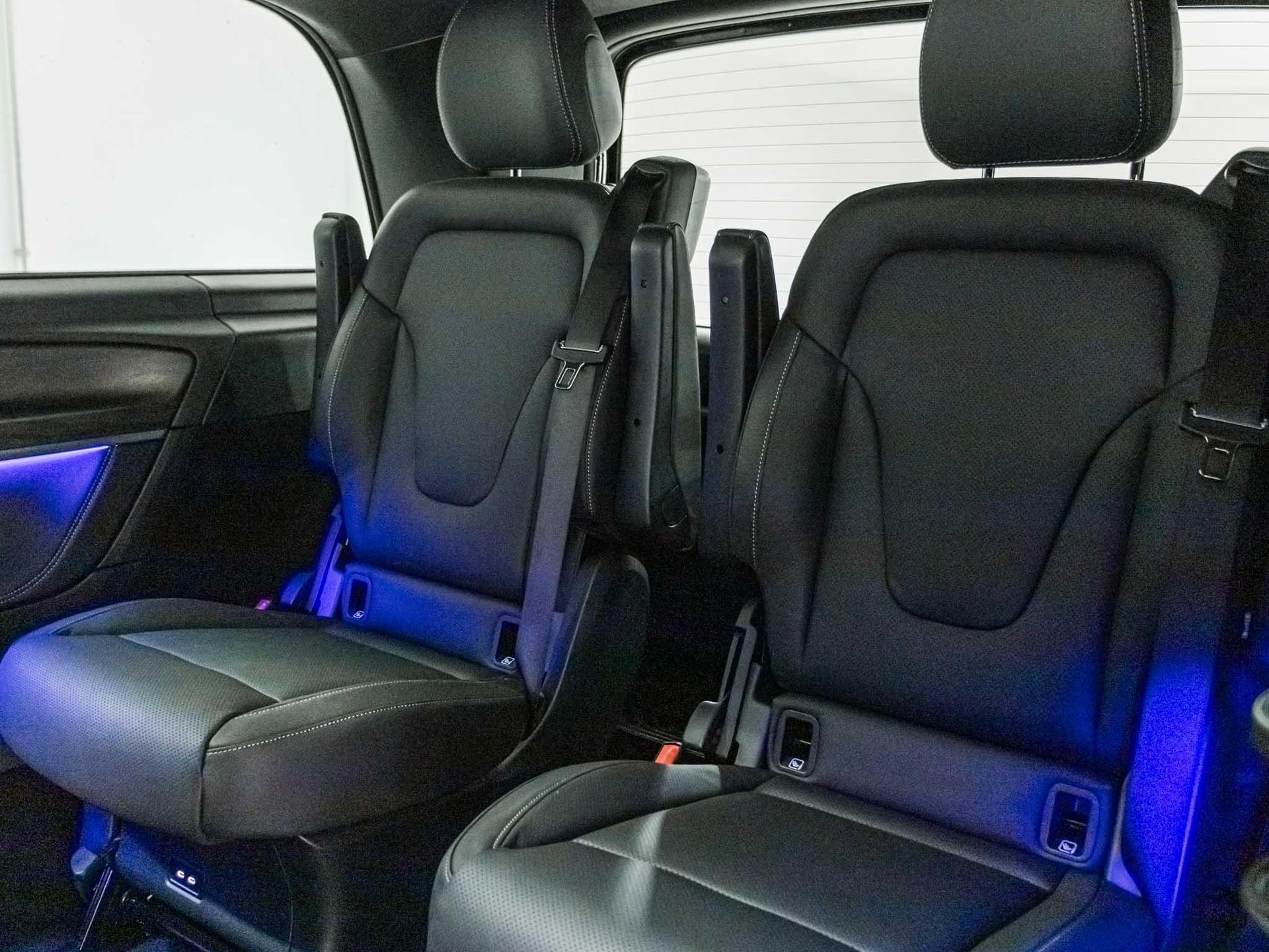 MERCEDES-BENZ V 300 d 4MATIC EXCLUSIVE L-image-8