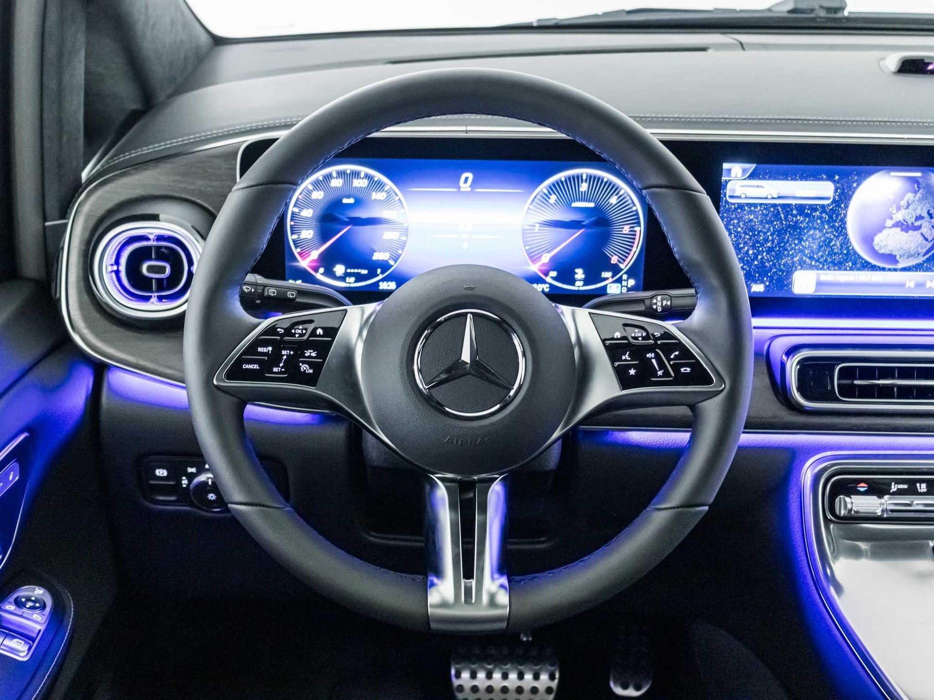 MERCEDES-BENZ V 300 d 4MATIC EXCLUSIVE L-image-11
