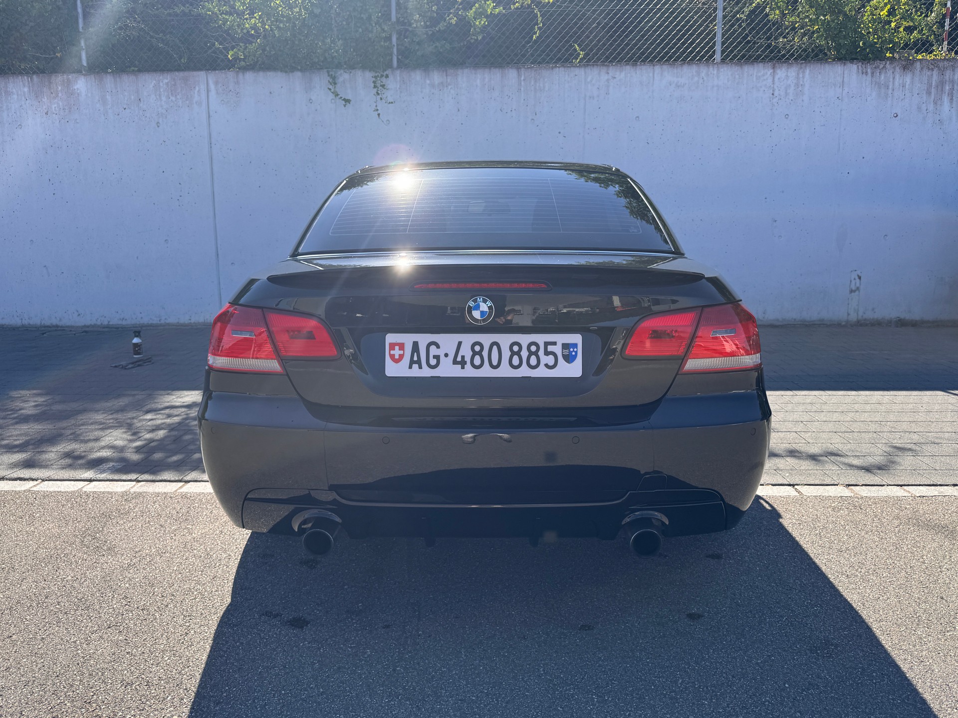 BMW 335i-image-2