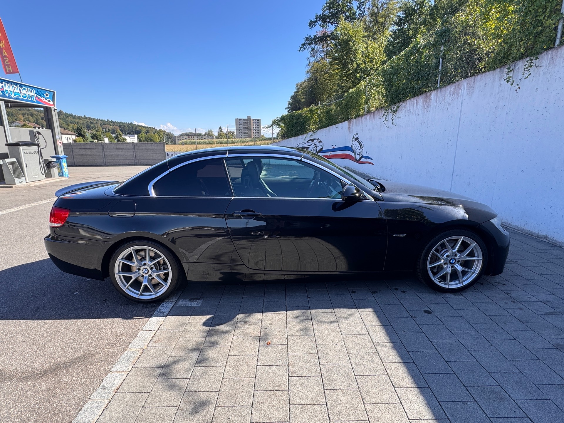 BMW 335i-image-1