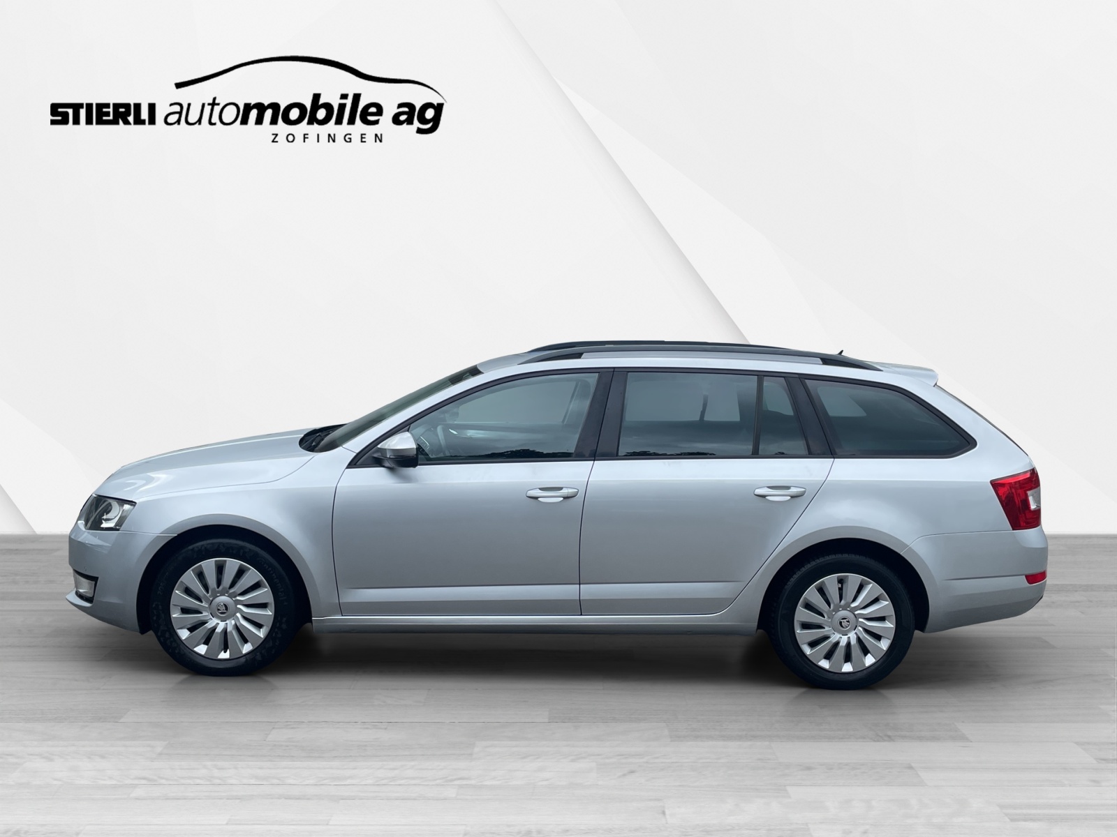 SKODA Octavia Combi 1.6 TDI 110 Ambition DSG-image-7