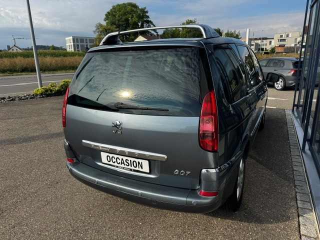 PEUGEOT 807 2.0 16V HDi Family+-image-3
