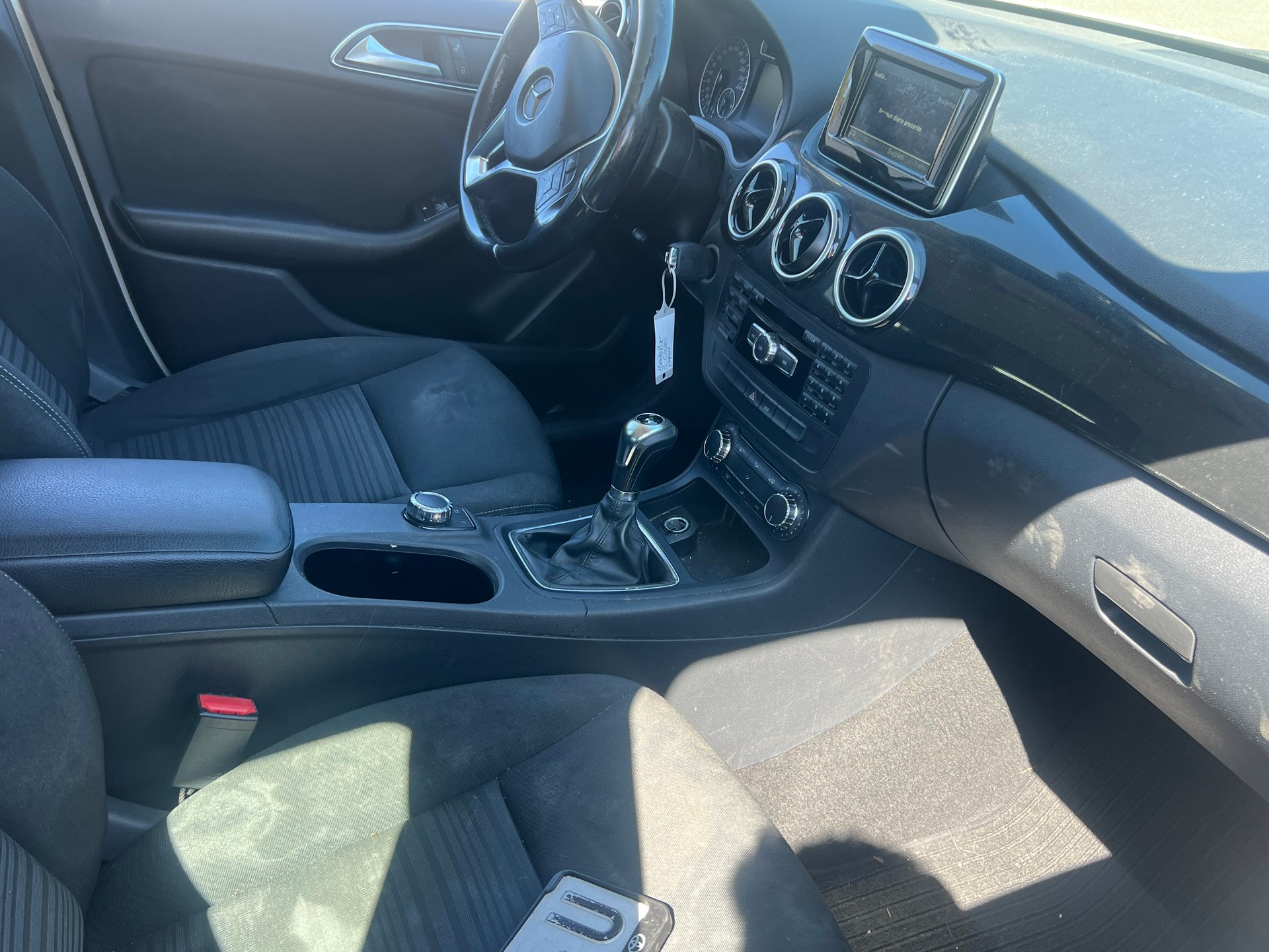 MERCEDES-BENZ B 180-image-8