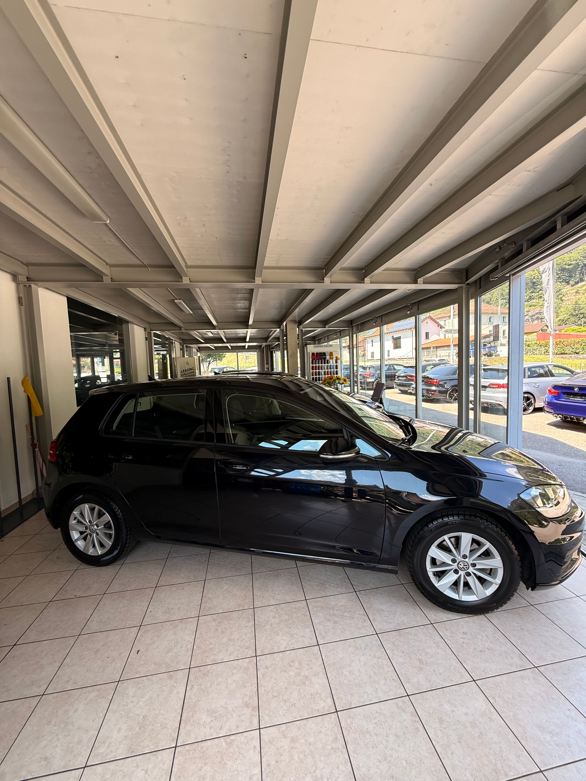 VW Golf 1.0 TSI Trendline-image-6