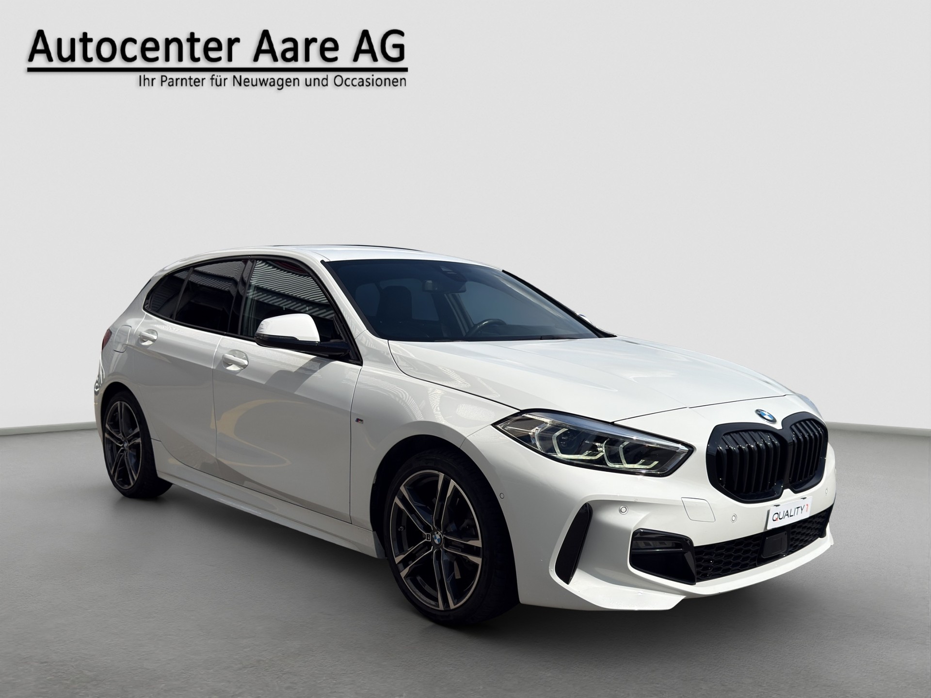 BMW 118d Steptronic M Sport-image-0