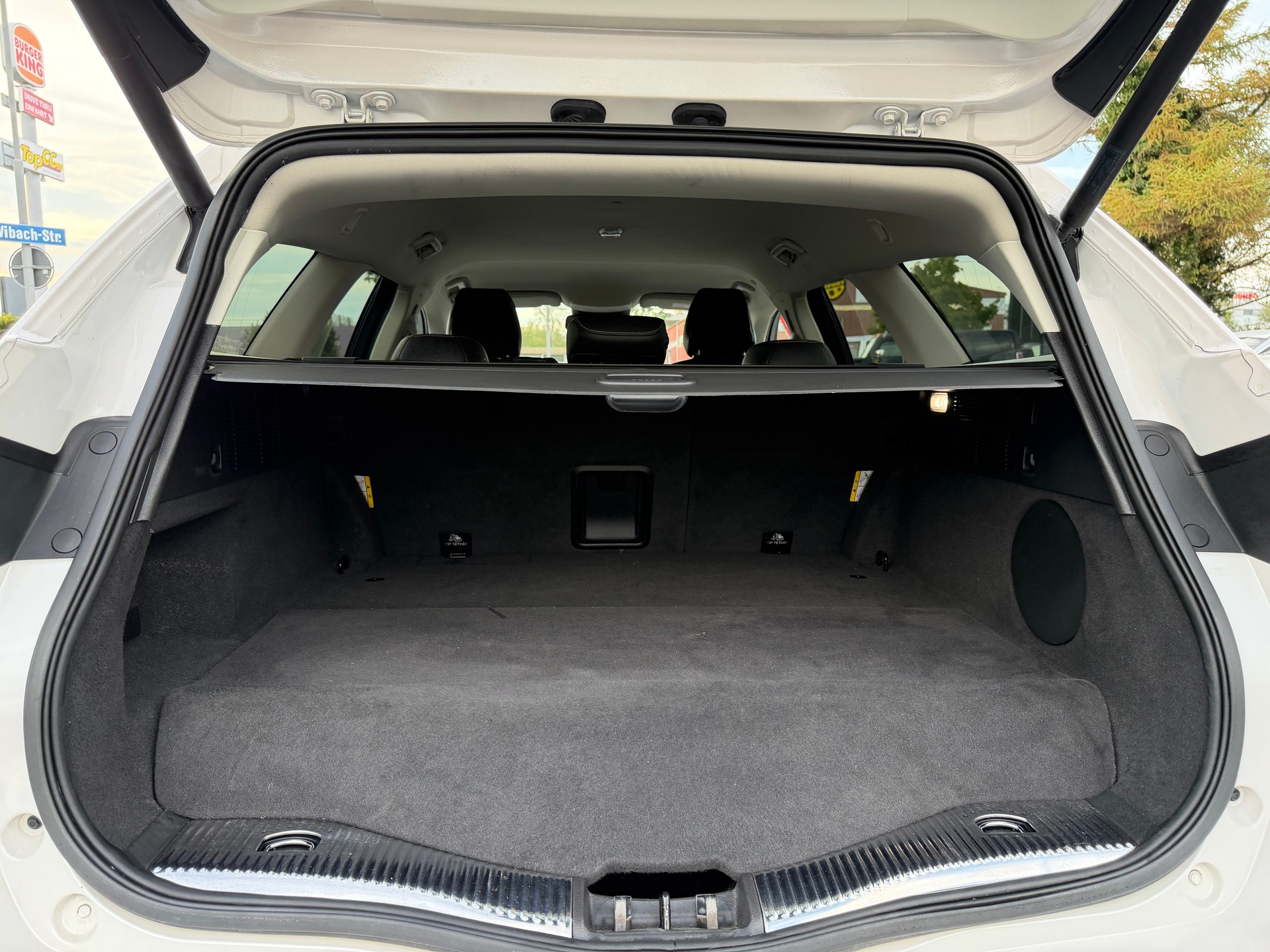 FORD Mondeo 2.0 HEV Vignale eCVT-image-11
