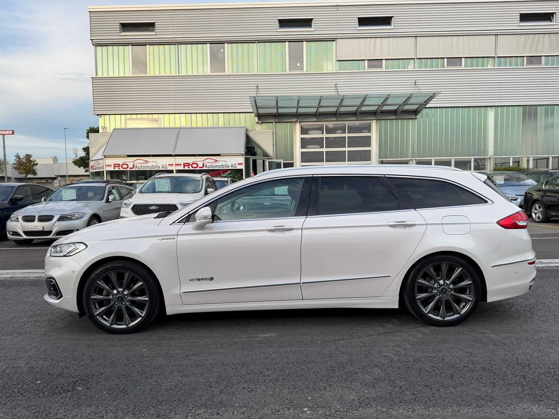 FORD Mondeo 2.0 HEV Vignale eCVT-image-0