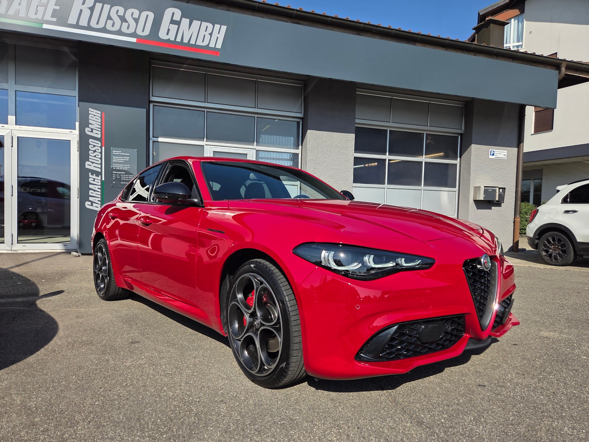 ALFA ROMEO Giulia 2.0 Competizione Q4 AT8-image-2