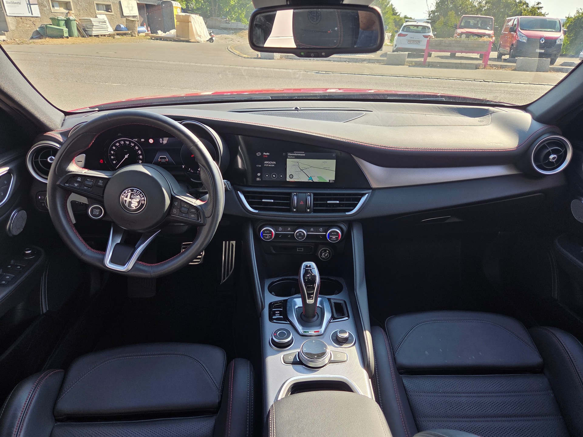 ALFA ROMEO Giulia 2.0 Competizione Q4 AT8-image-13