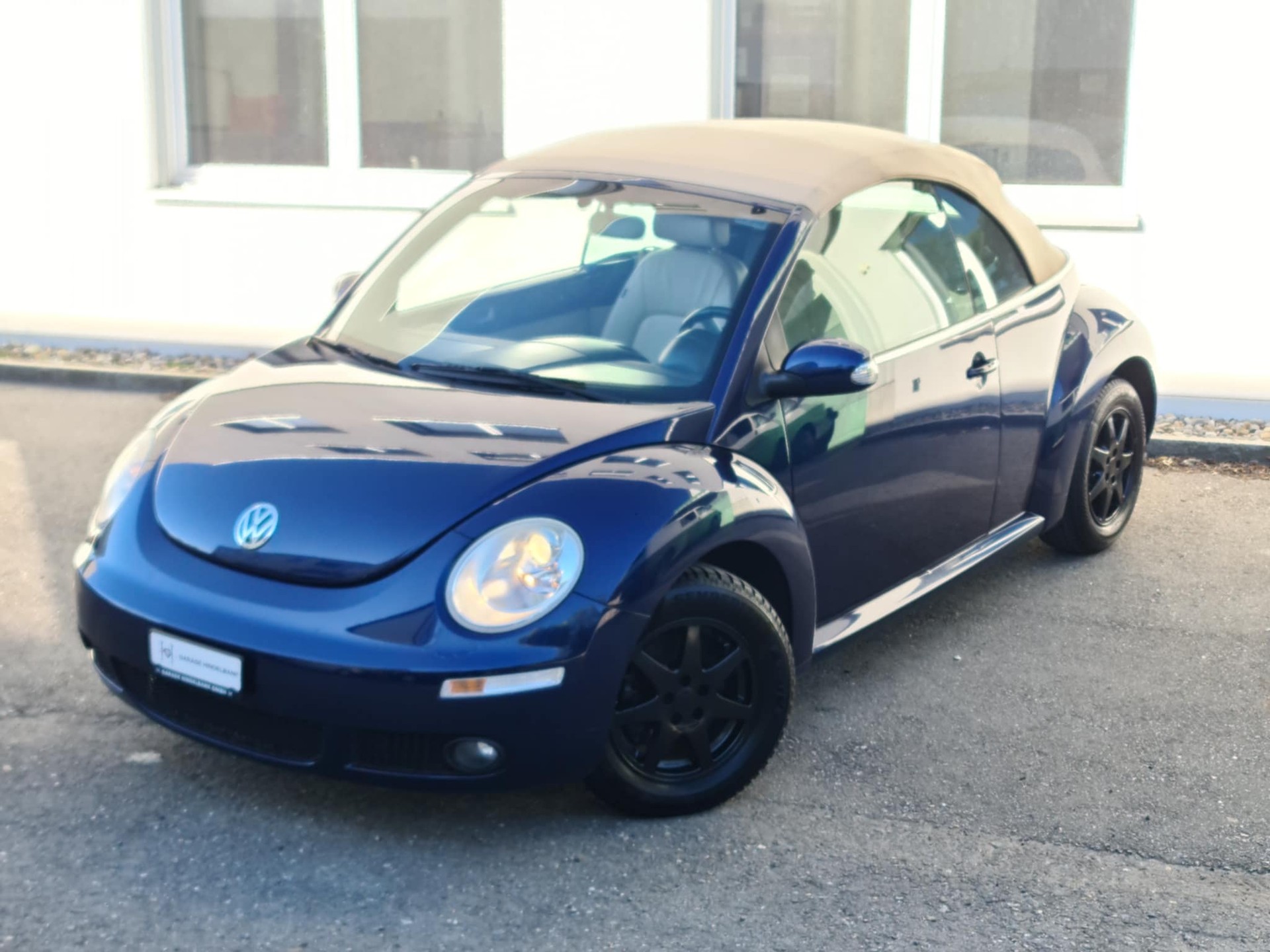 VW Beetle Cabrio 1.8 T-image-0