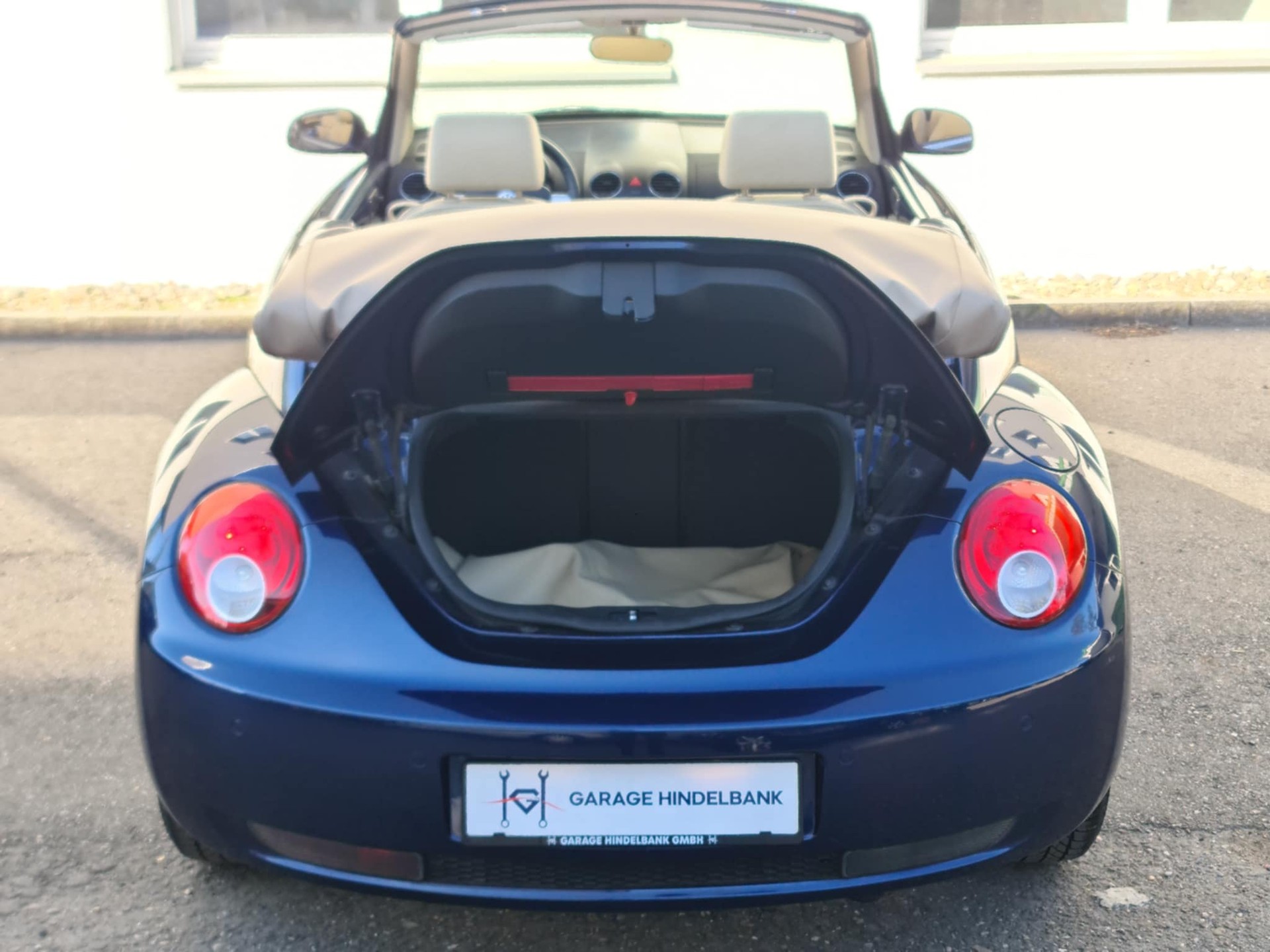 VW Beetle Cabrio 1.8 T-image-7