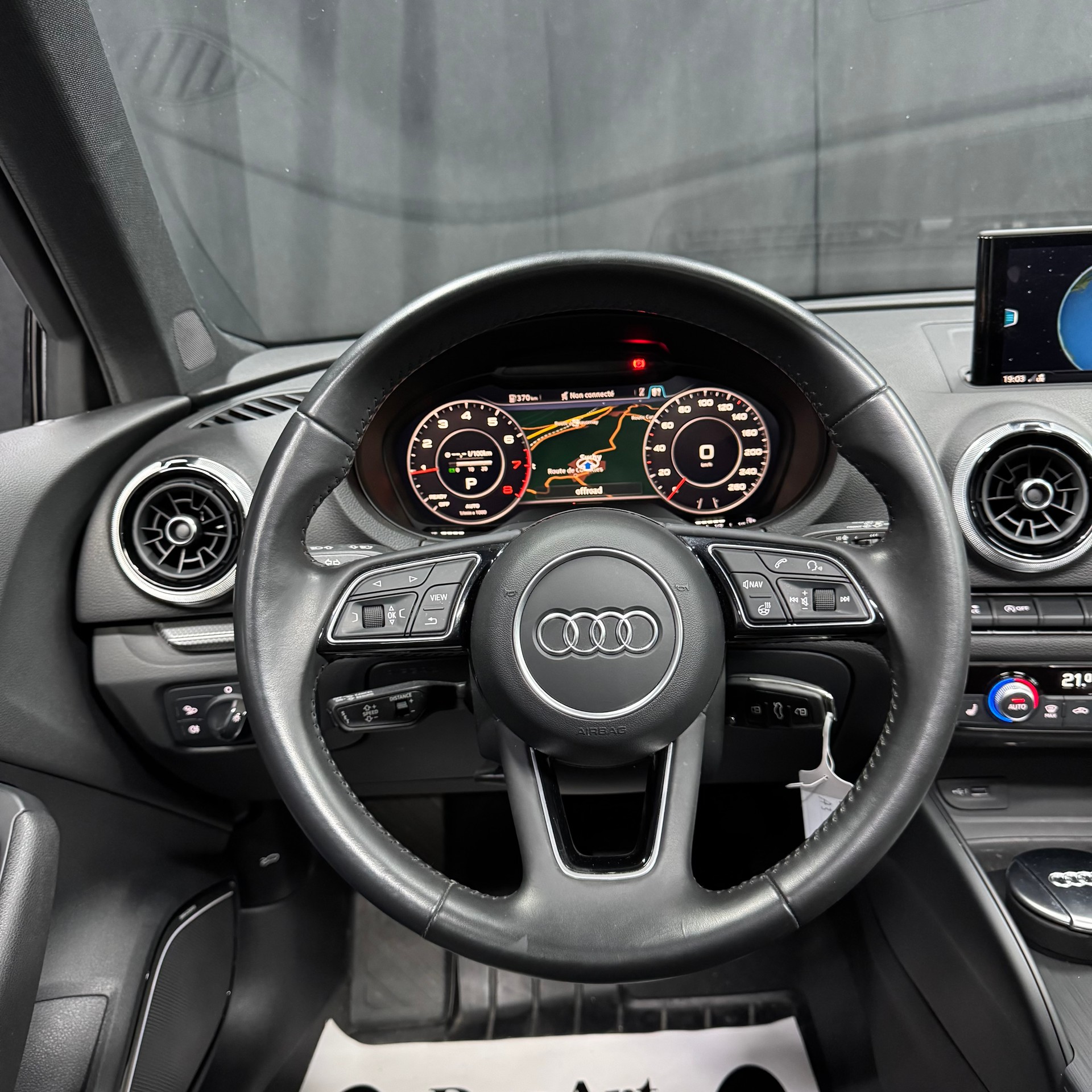AUDI A3 Sportback 35 TFSI Design S-tronic-image-11