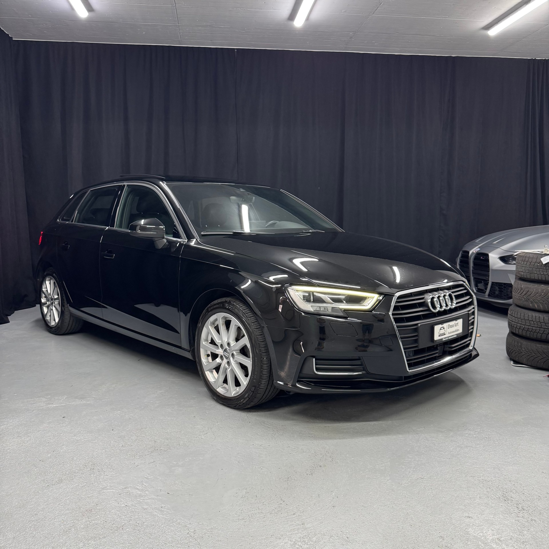 AUDI A3 Sportback 35 TFSI Design S-tronic-image-5