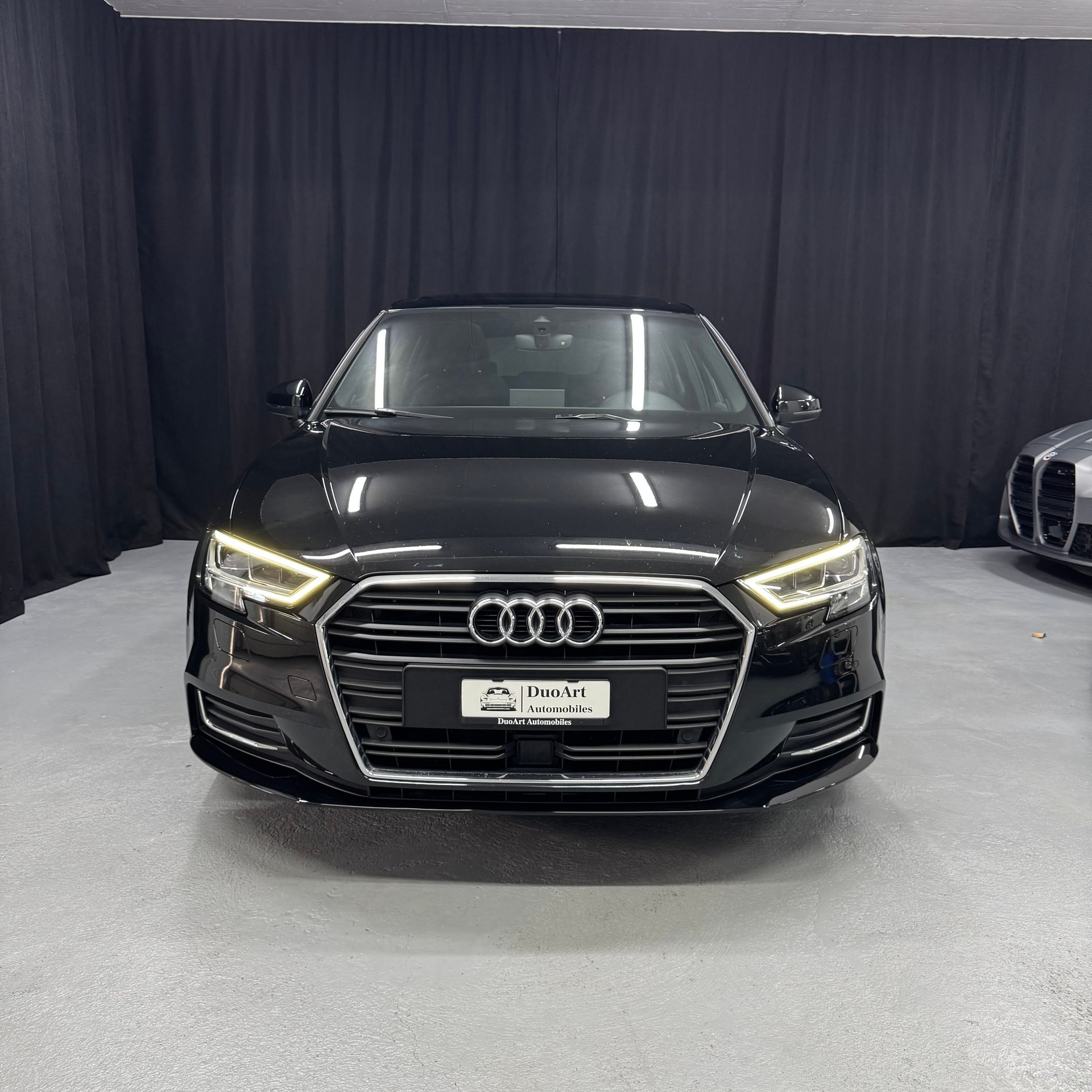 AUDI A3 Sportback 35 TFSI Design S-tronic-image-3