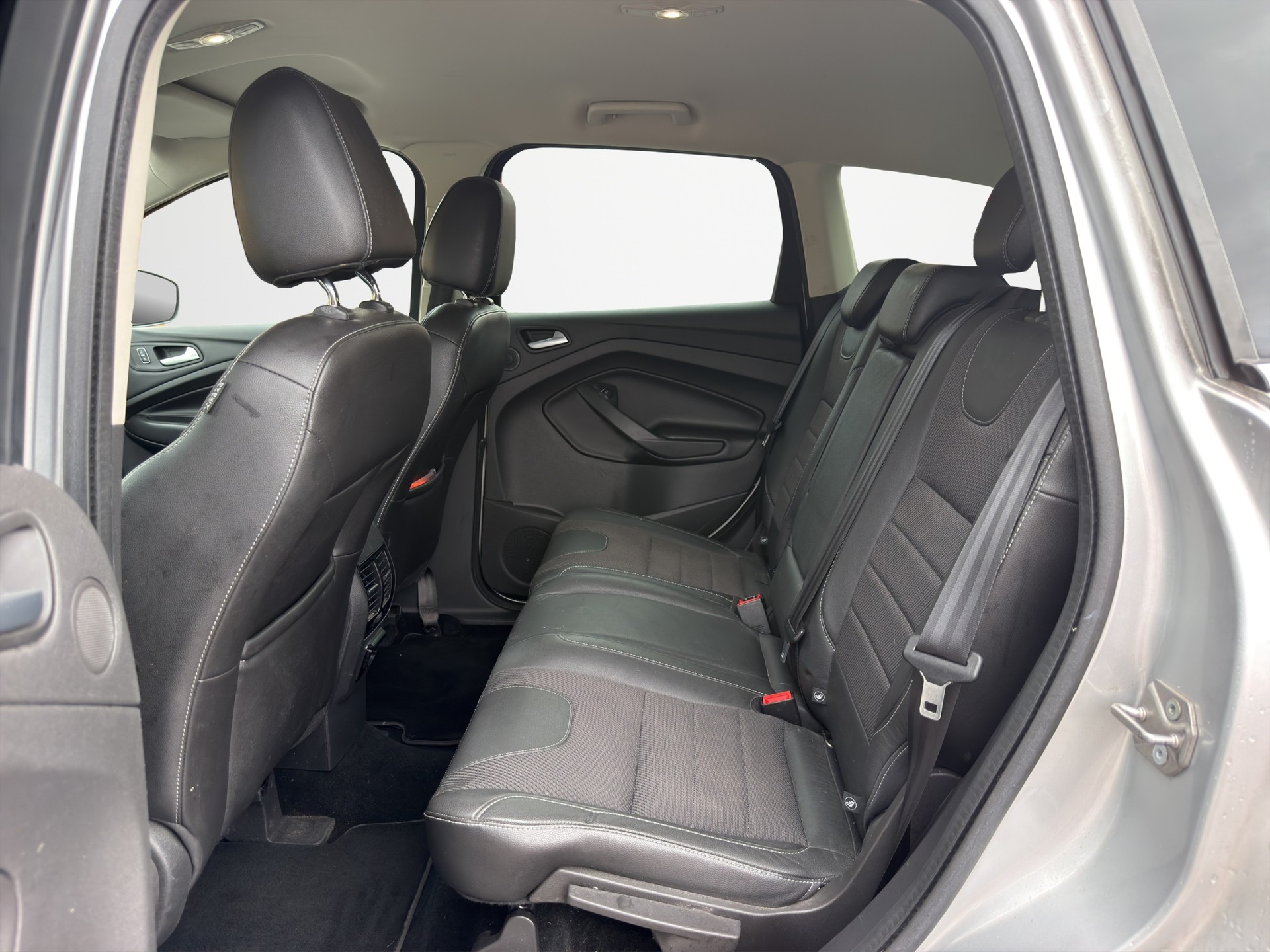 FORD Kuga 1.6 SCTi Titanium 4WD Automatic-image-12