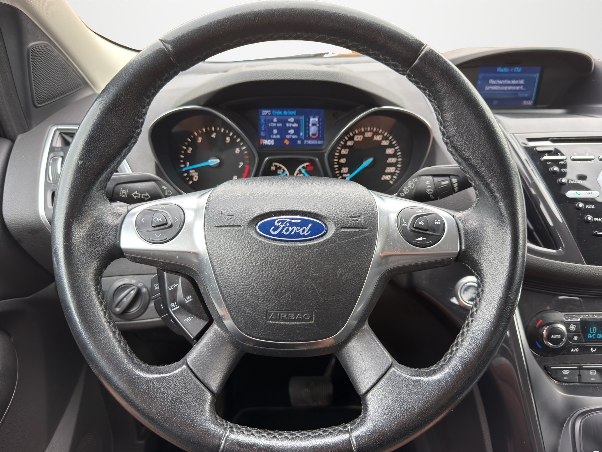 FORD Kuga 1.6 SCTi Titanium 4WD Automatic-image-14