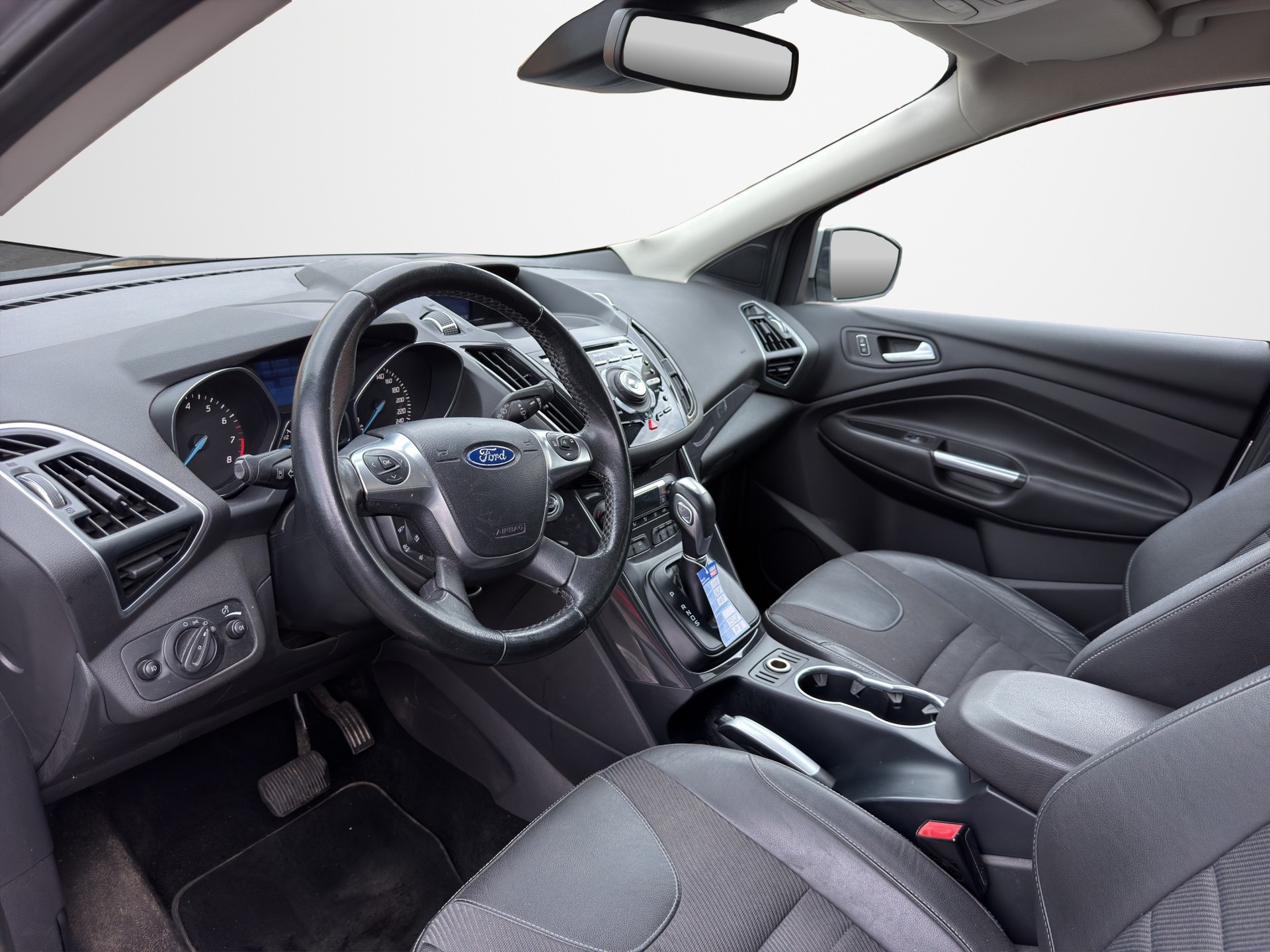 FORD Kuga 1.6 SCTi Titanium 4WD Automatic-image-8