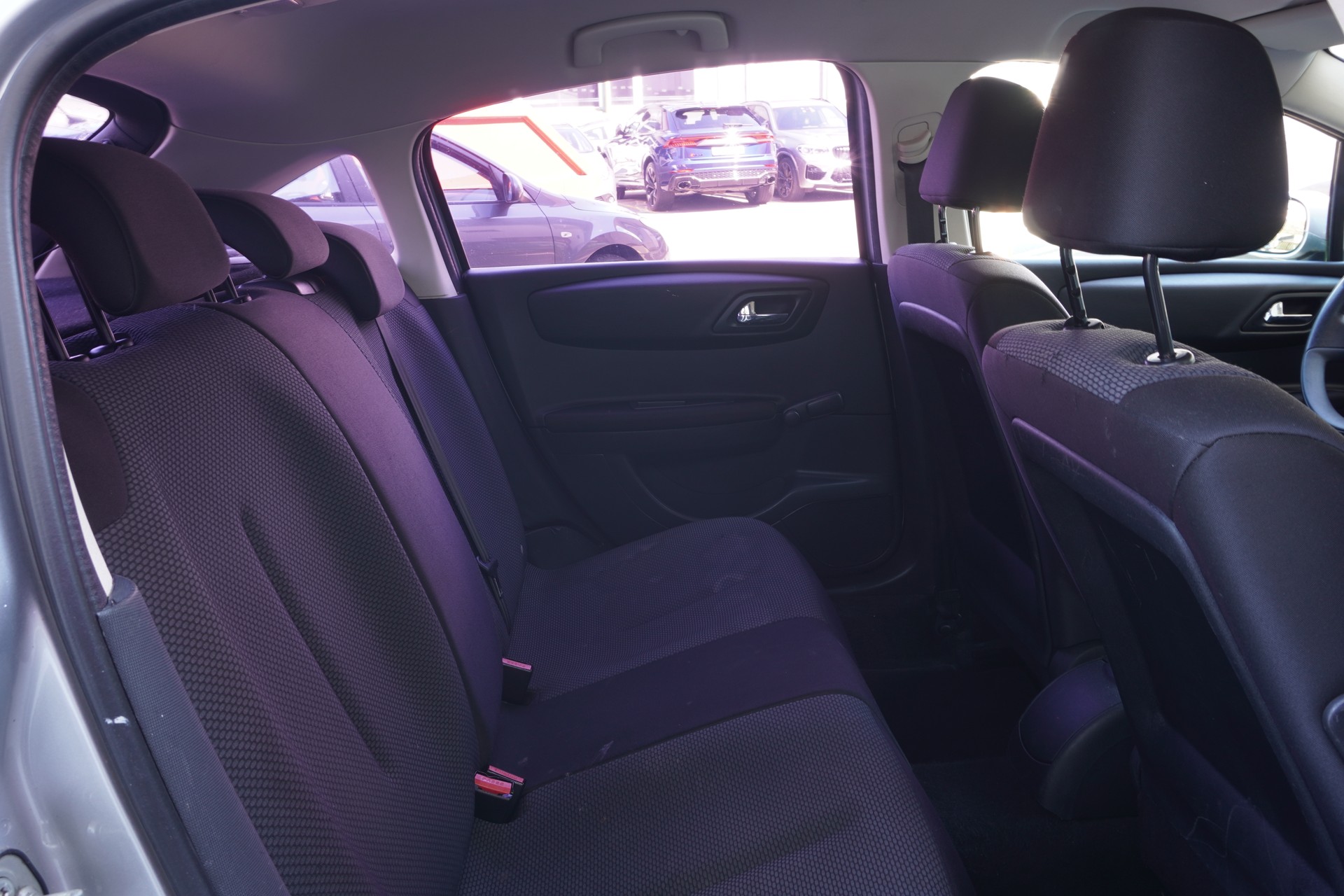 CITROEN Grand C4 Picasso 1.6 HDI 16V Attraction-image-14