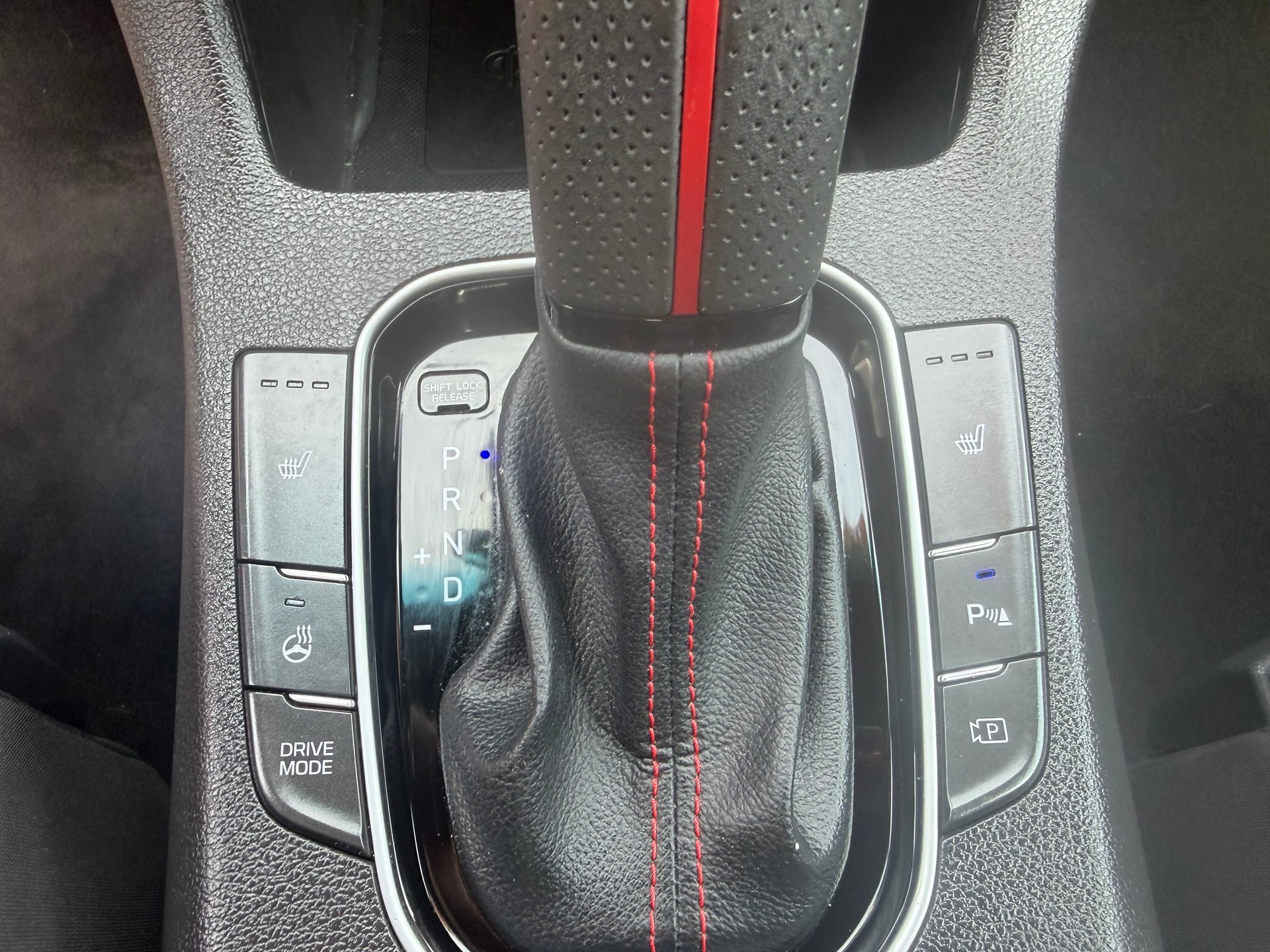 HYUNDAI i30 1.5 T-GDi N Line Exclusive 48V MH DCT-image-12