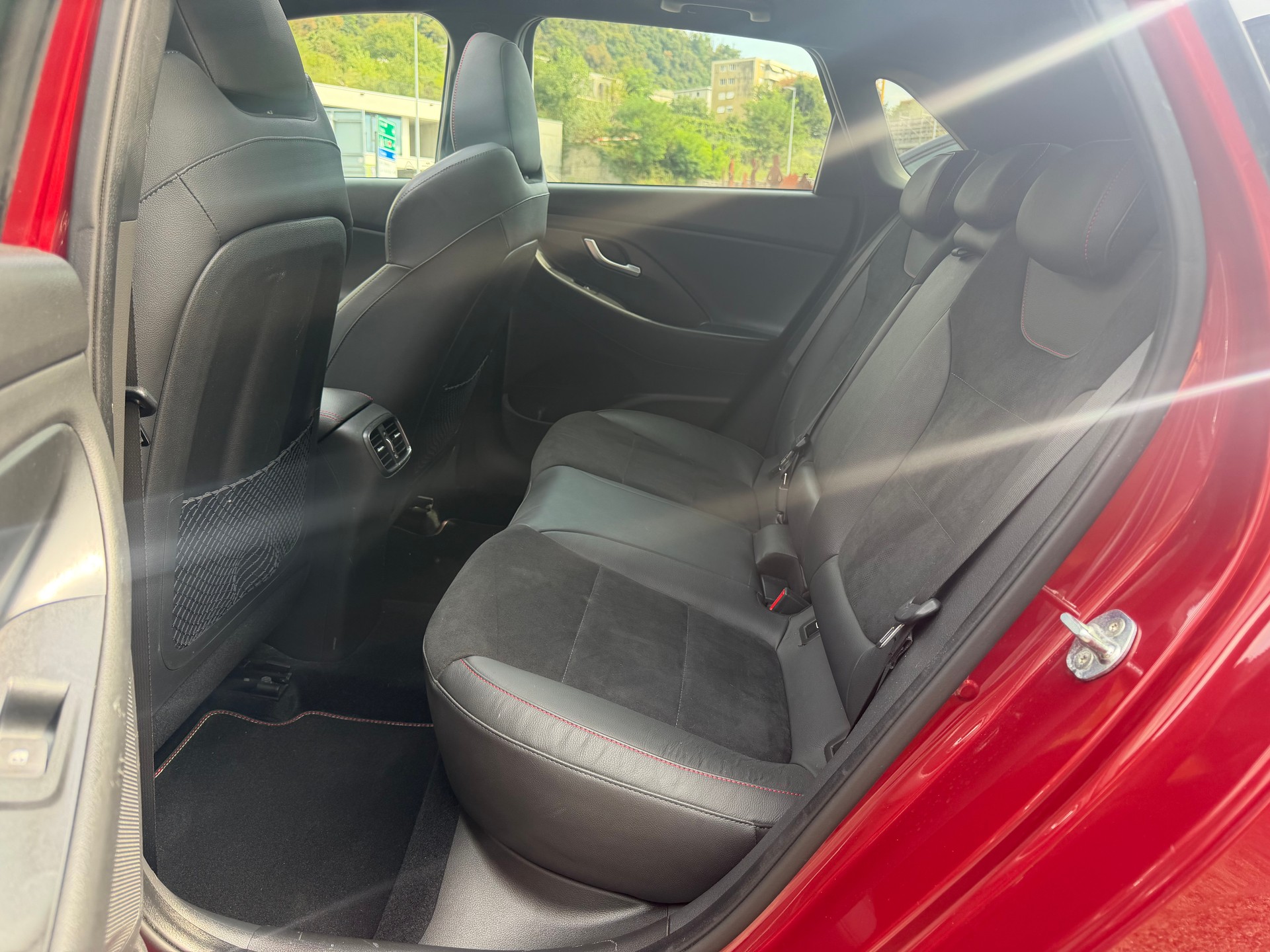 HYUNDAI i30 1.5 T-GDi N Line Exclusive 48V MH DCT-image-9