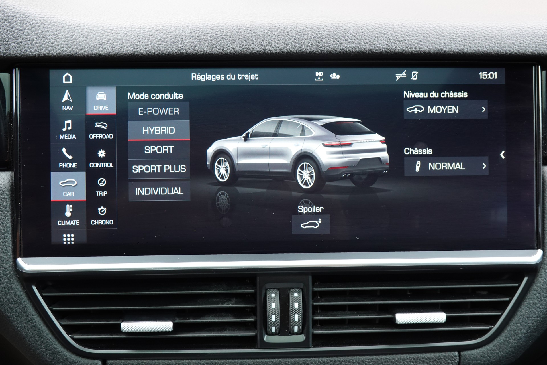PORSCHE Cayenne Coupé E-Hybrid "*CH Auto * Sièges Chauffants * Tempomat Adaptatif * Caméra 360' * Phares LED*"-image-18