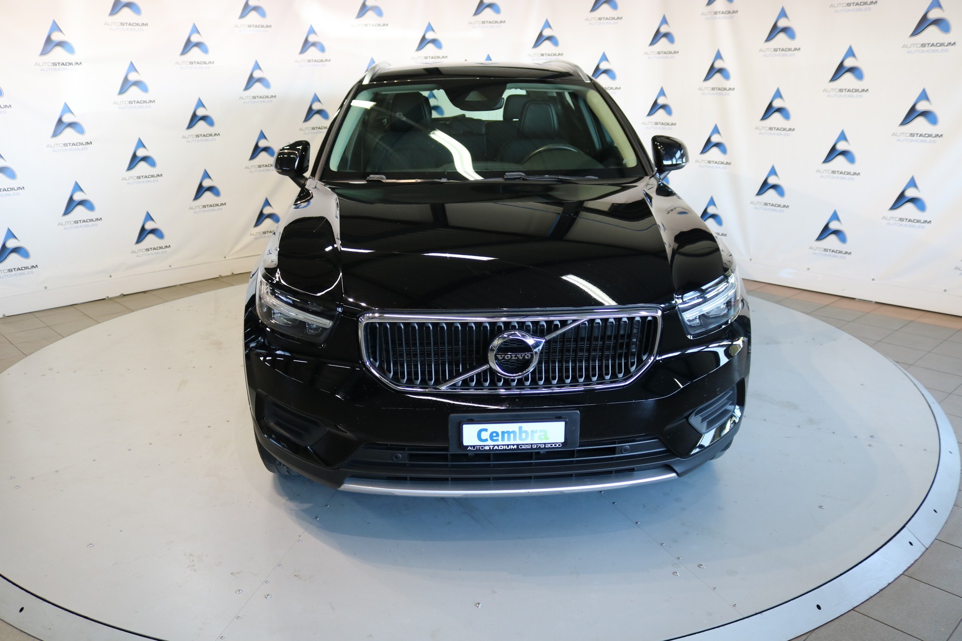 VOLVO XC40 D3 Inscription-image-24