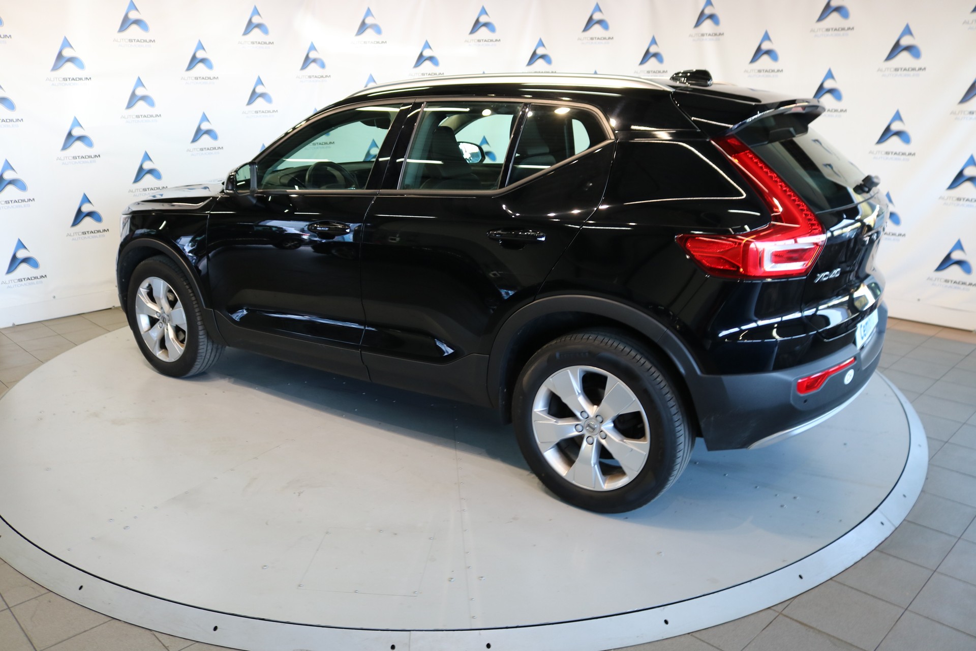 VOLVO XC40 D3 Inscription-image-32
