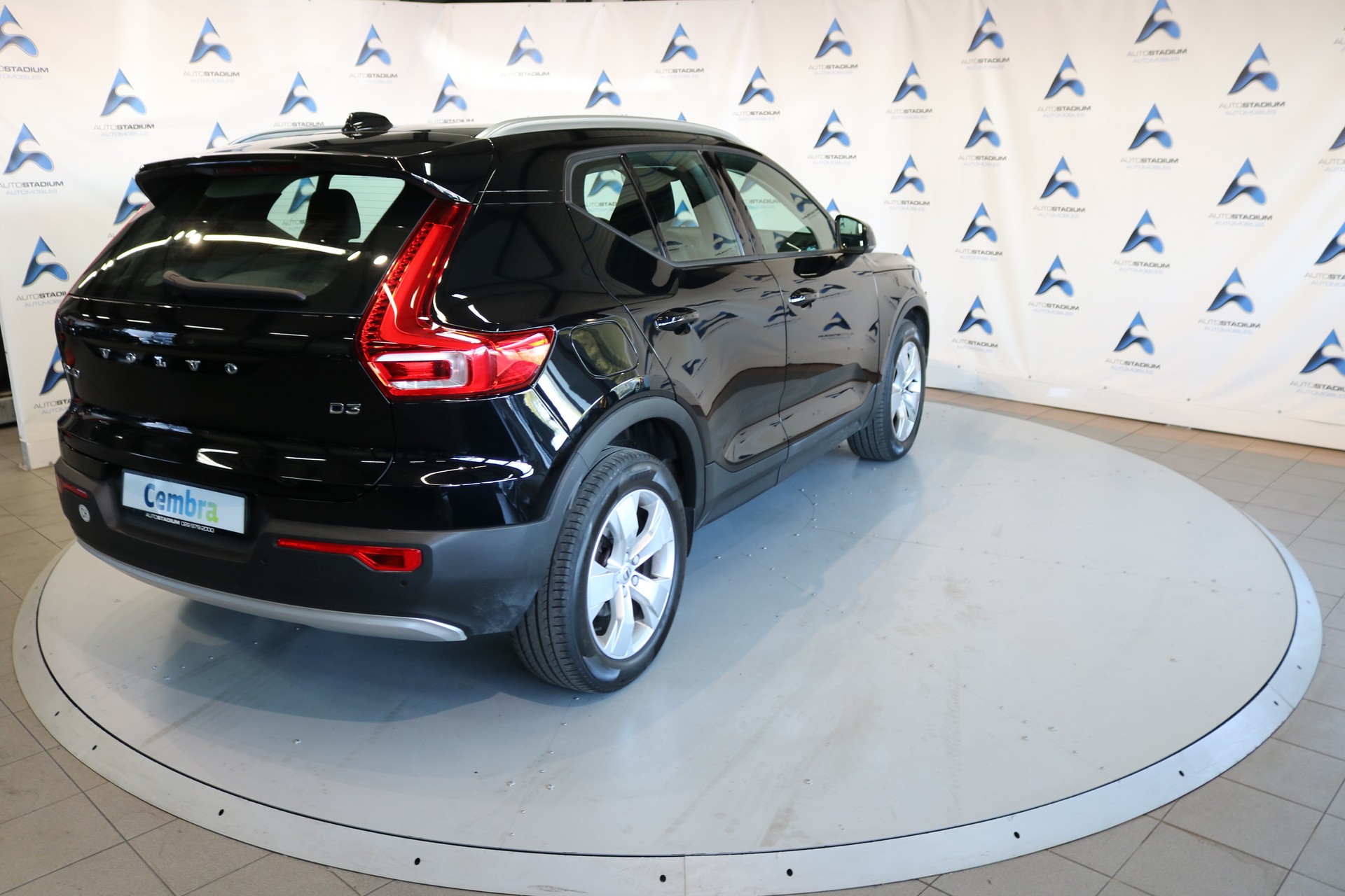 VOLVO XC40 D3 Inscription-image-37