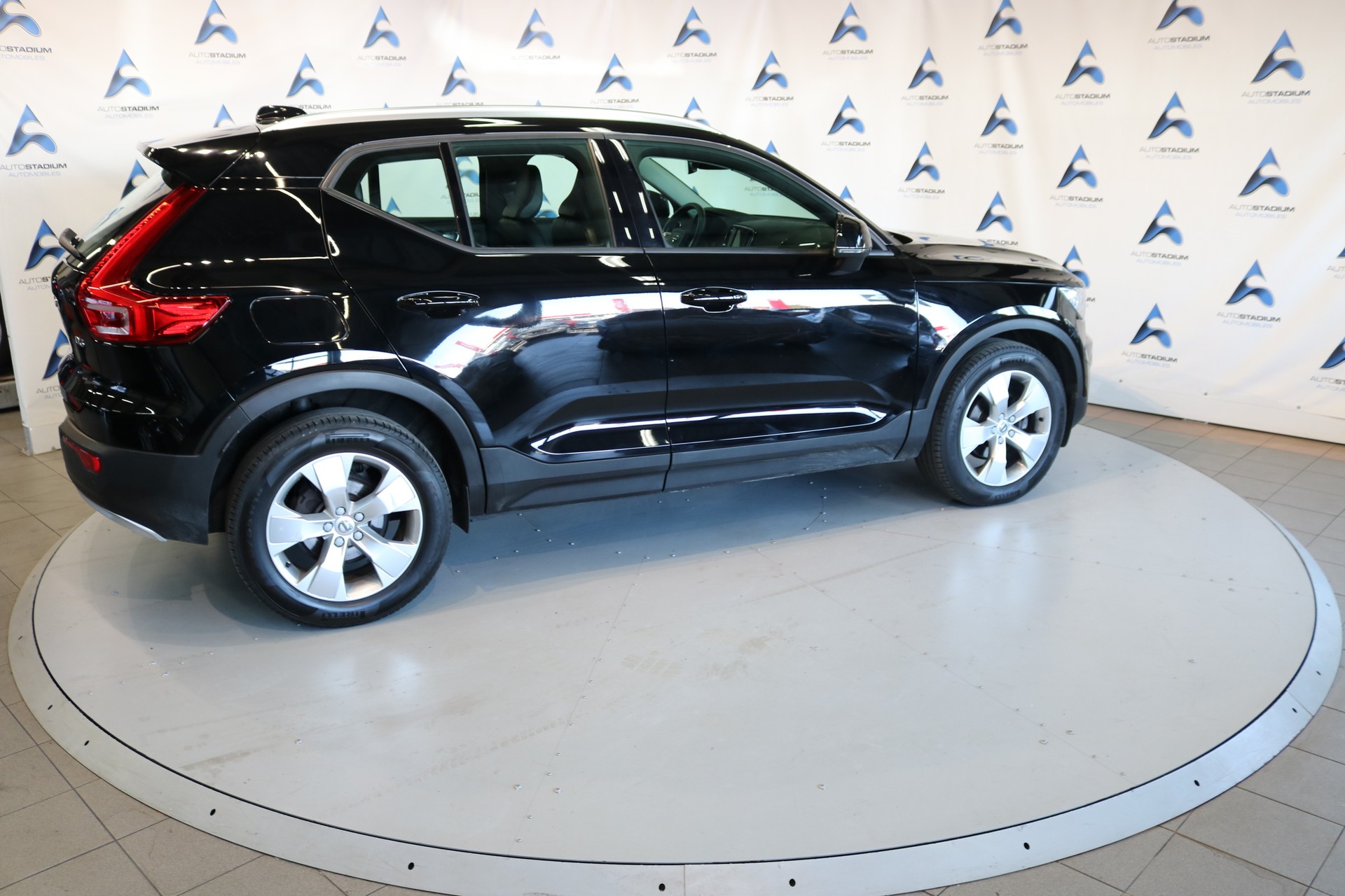 VOLVO XC40 D3 Inscription-image-39