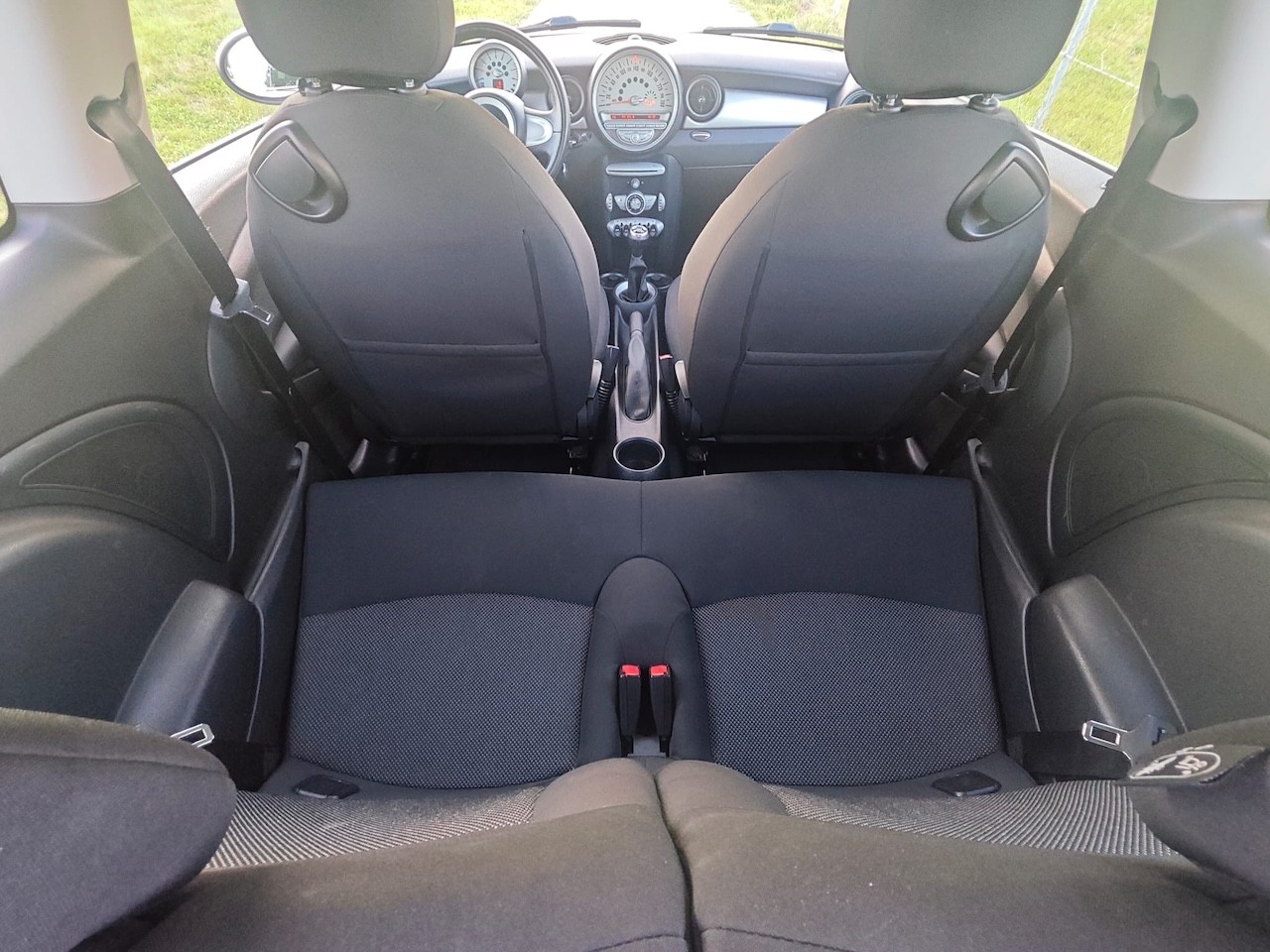 MINI Cooper-image-26