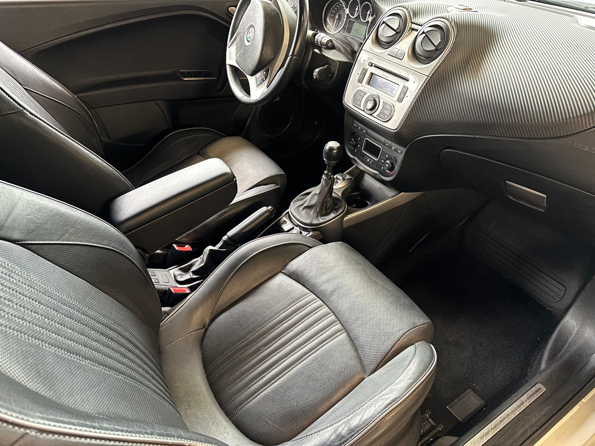 ALFA ROMEO MiTo 1.4 TB Distinctive-image-10