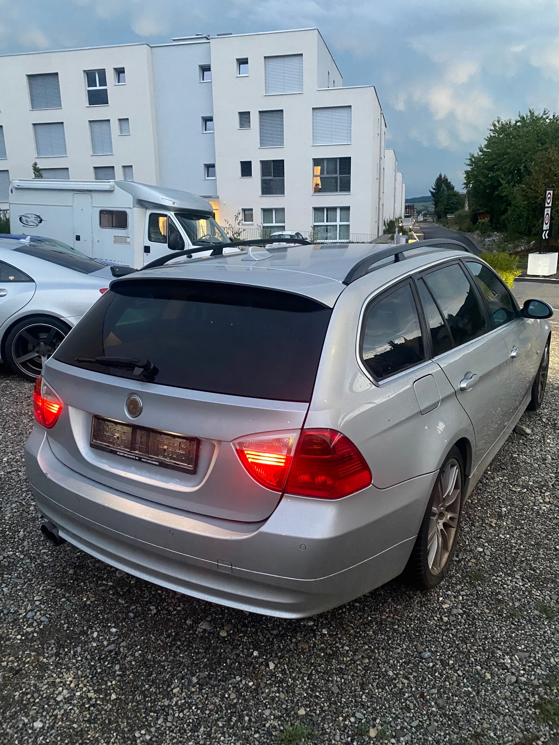 BMW 325i Touring Steptronic-image-1