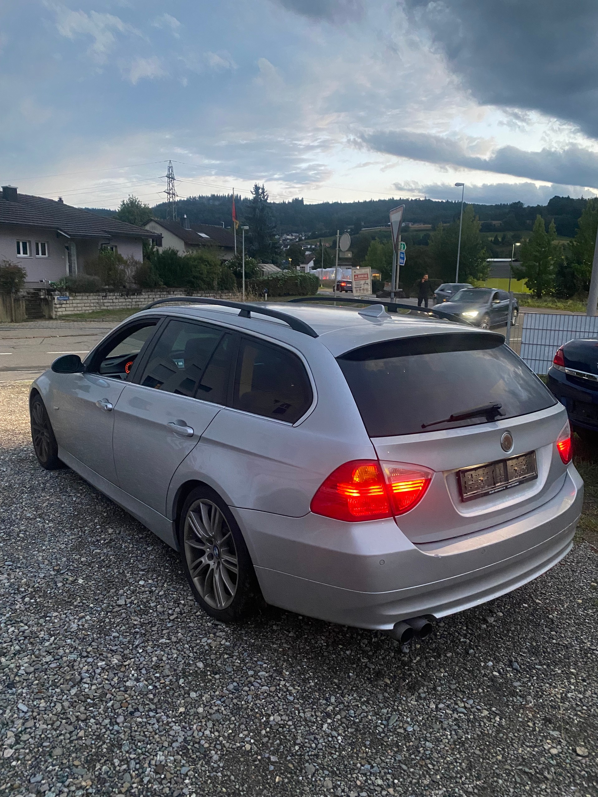 BMW 325i Touring Steptronic-image-3