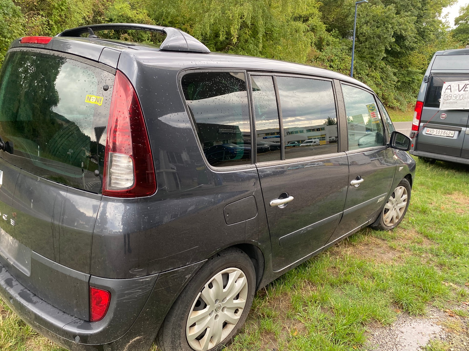 RENAULT Grand Espace 2.0 dCi Dynamic Automatic-image-2