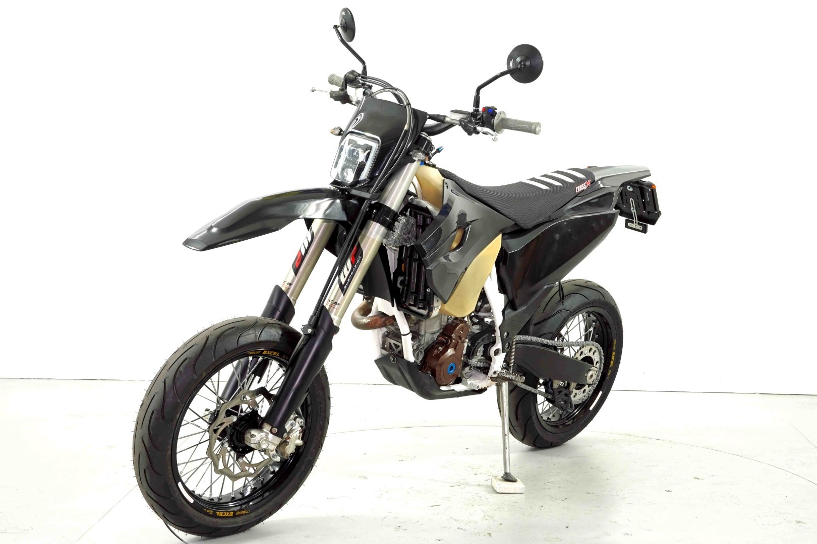 HUSQVARNA FE 350 Supermoto-showroom-element-2