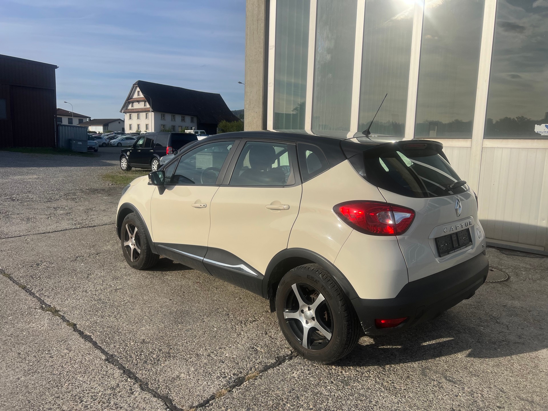 RENAULT Captur 1.2 T 16V Dynamique EDC-image-5