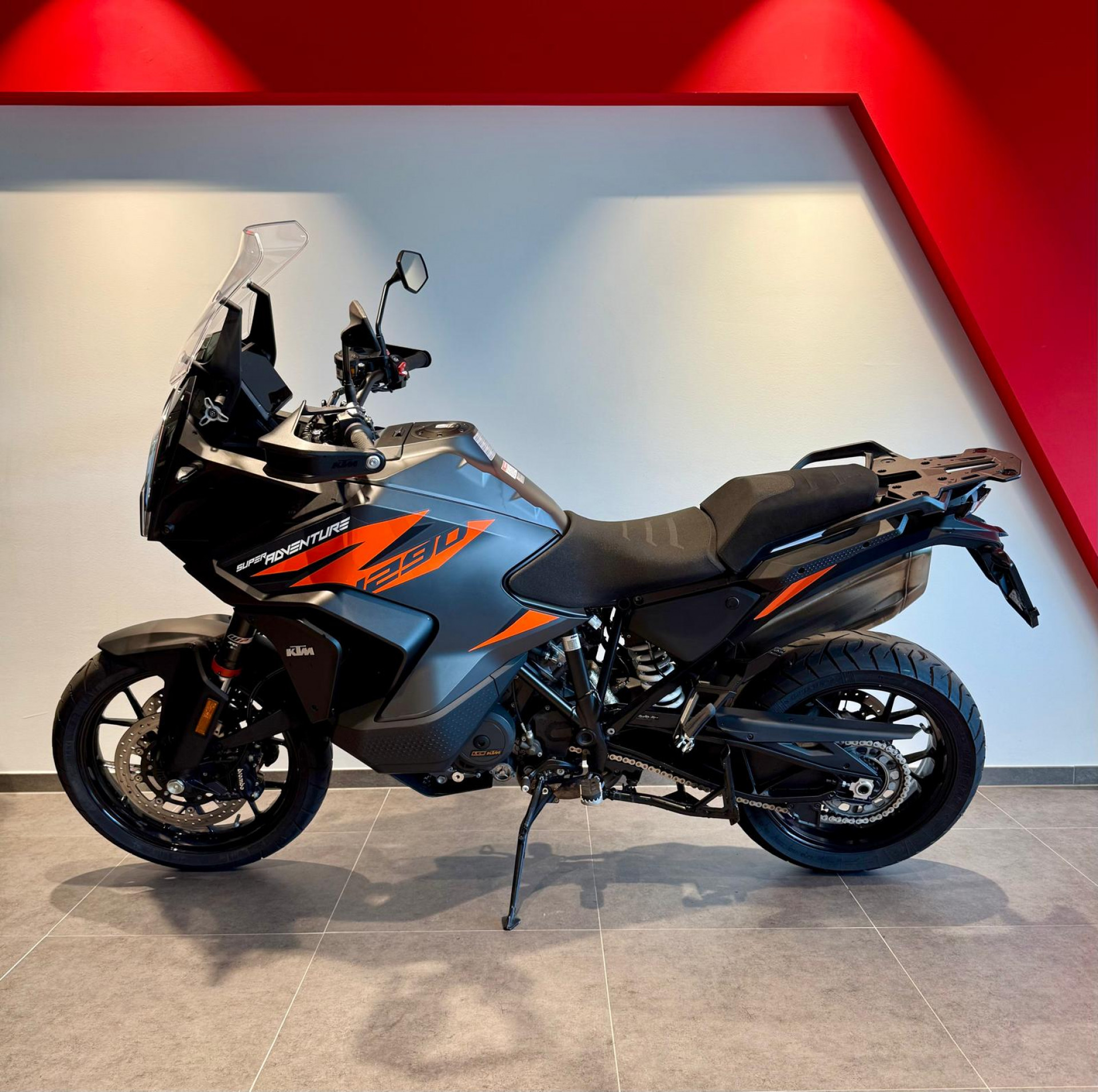 KTM 1290 Super Adventure S-showroom-element-2