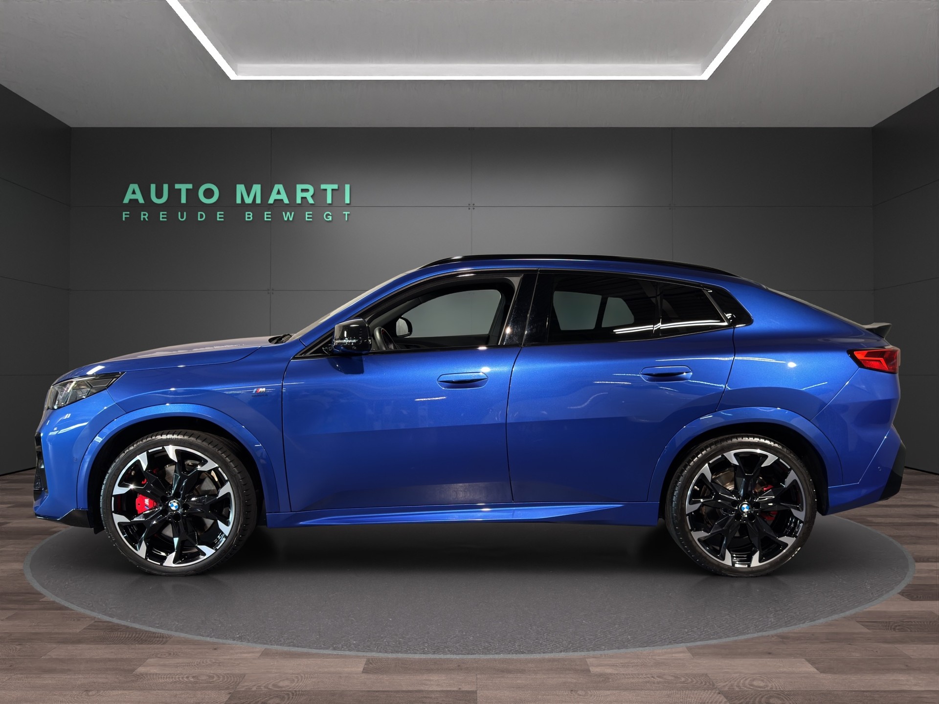 BMW X2 M35i M Sport-showroom-element-1