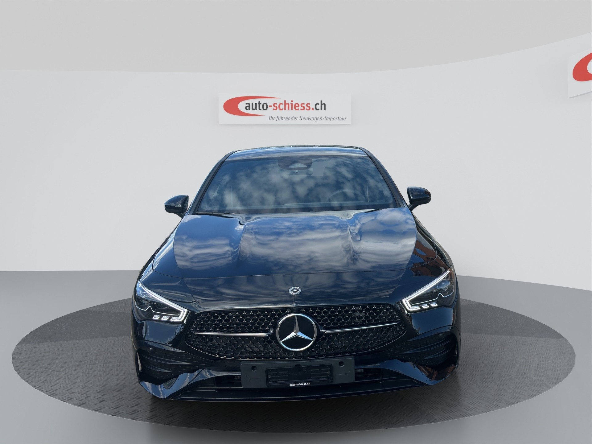 MERCEDES-BENZ CLA 200 d 8G-DCT AMG Edition Night-image-2