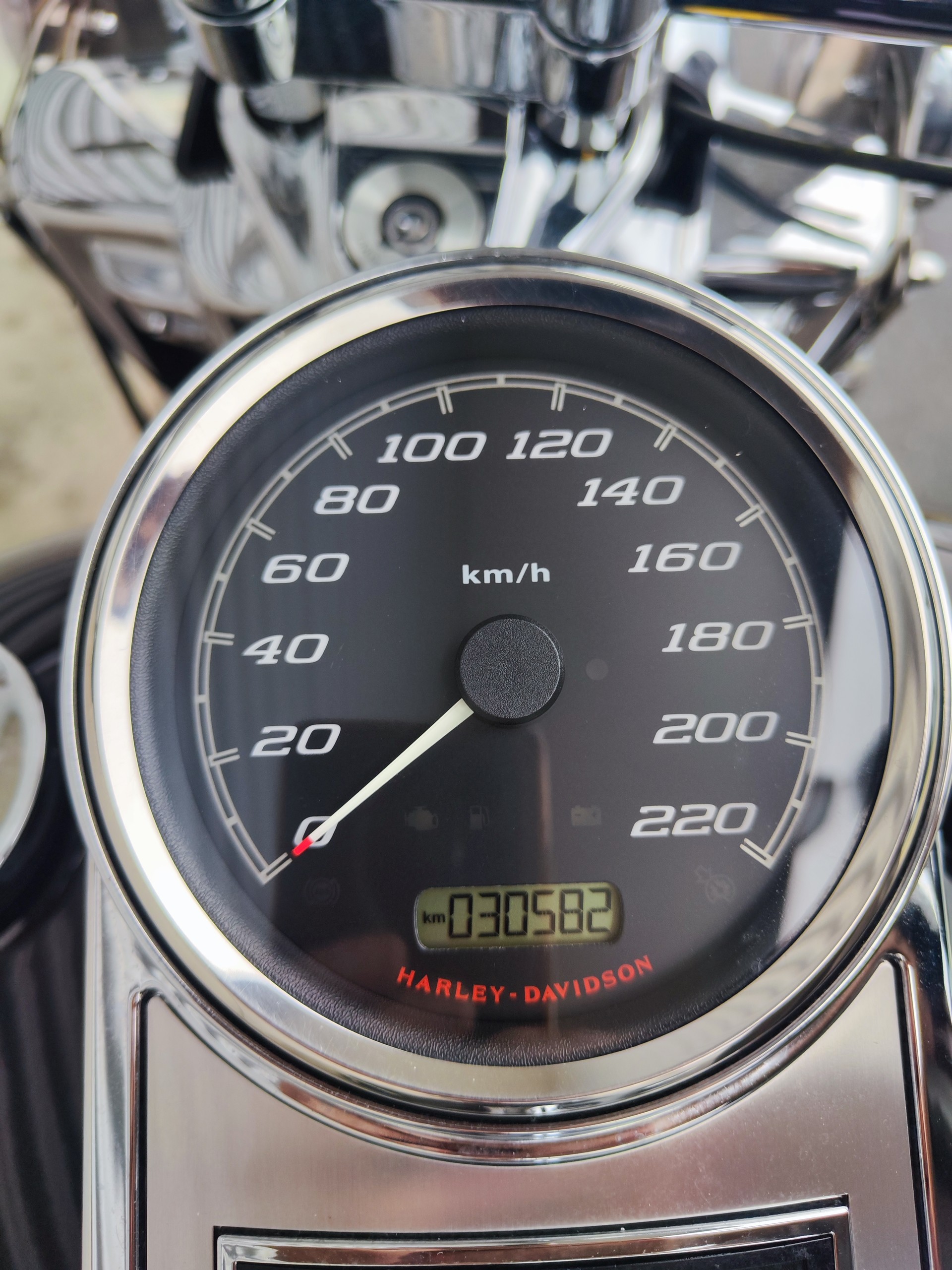 HARLEY-DAVIDSON FLHRC Road King Classic 103 ABS-showroom-element-1