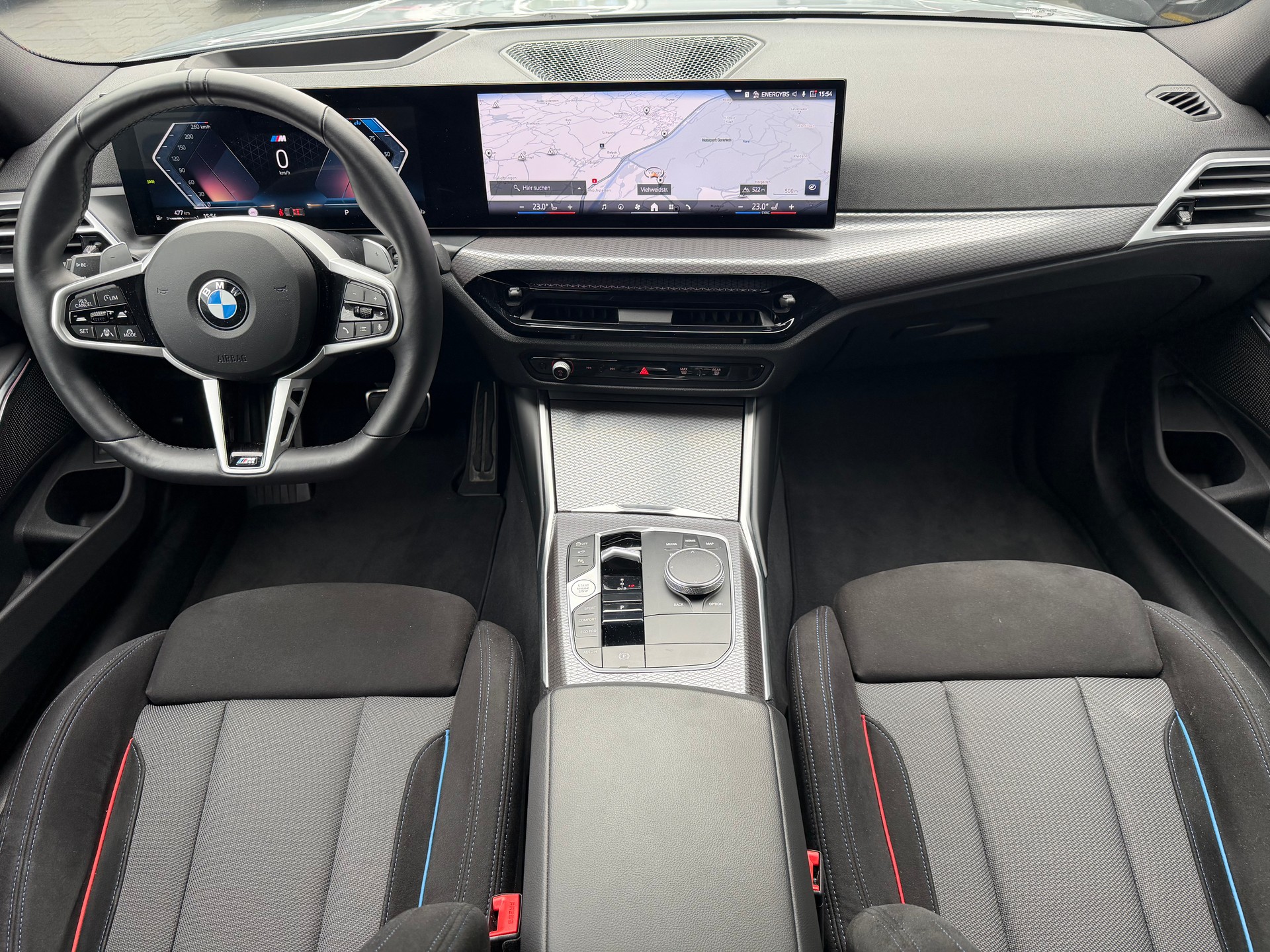 BMW 320d xDrive 48V Touring Steptronic M Sport-image-18