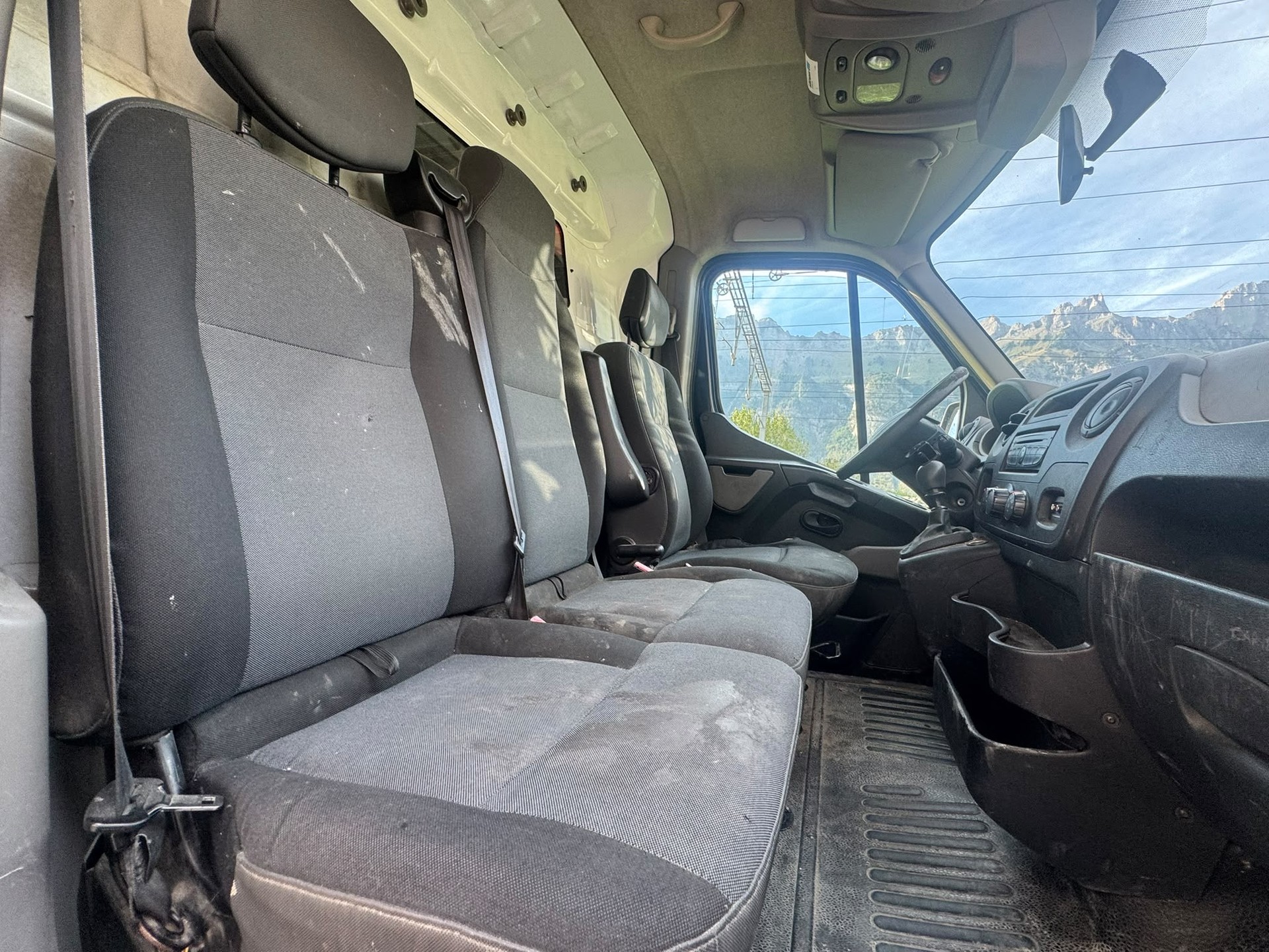 RENAULT Master T35 2.3dCi L2H2-image-5