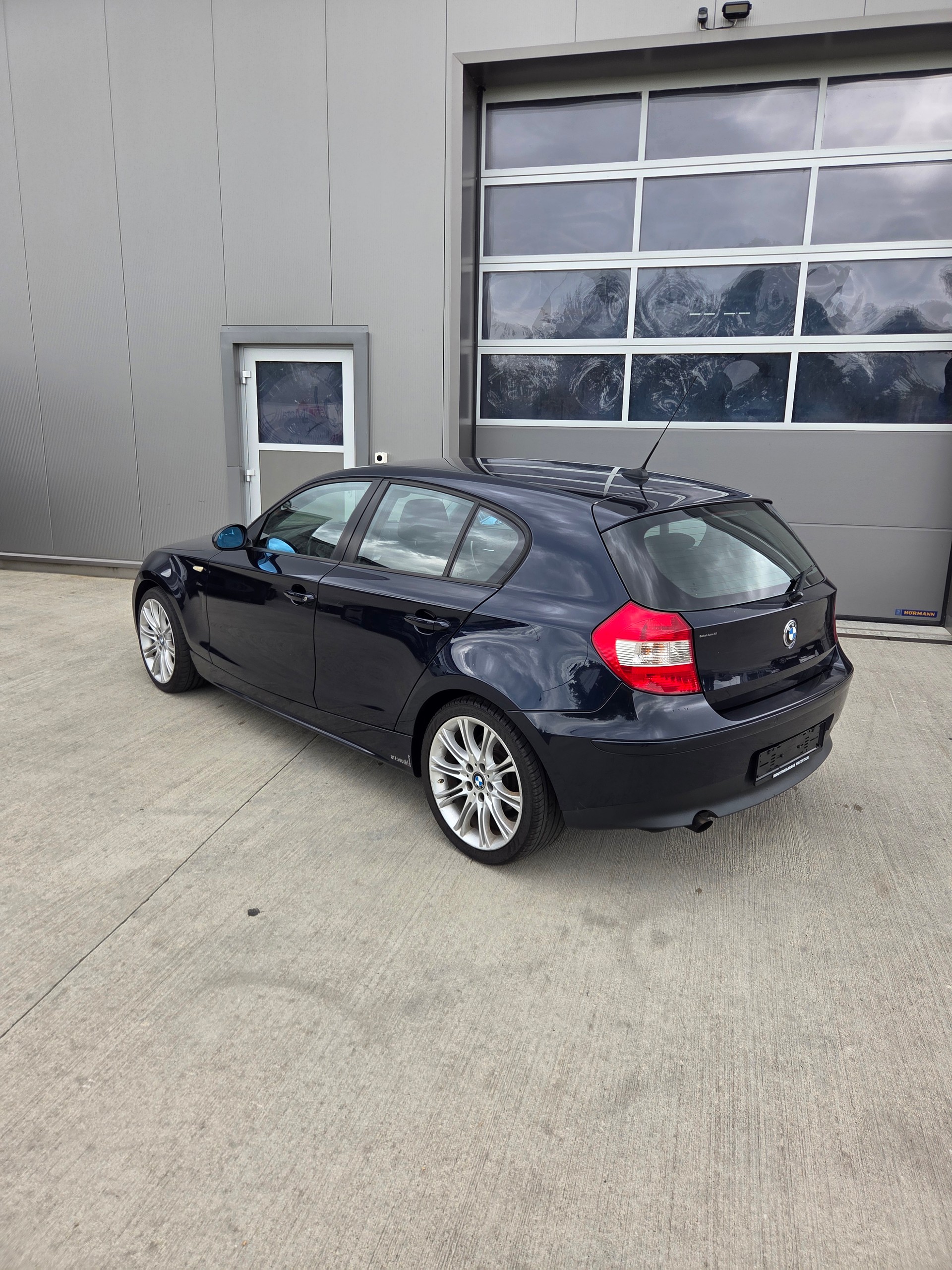 BMW 116i Access-image-2