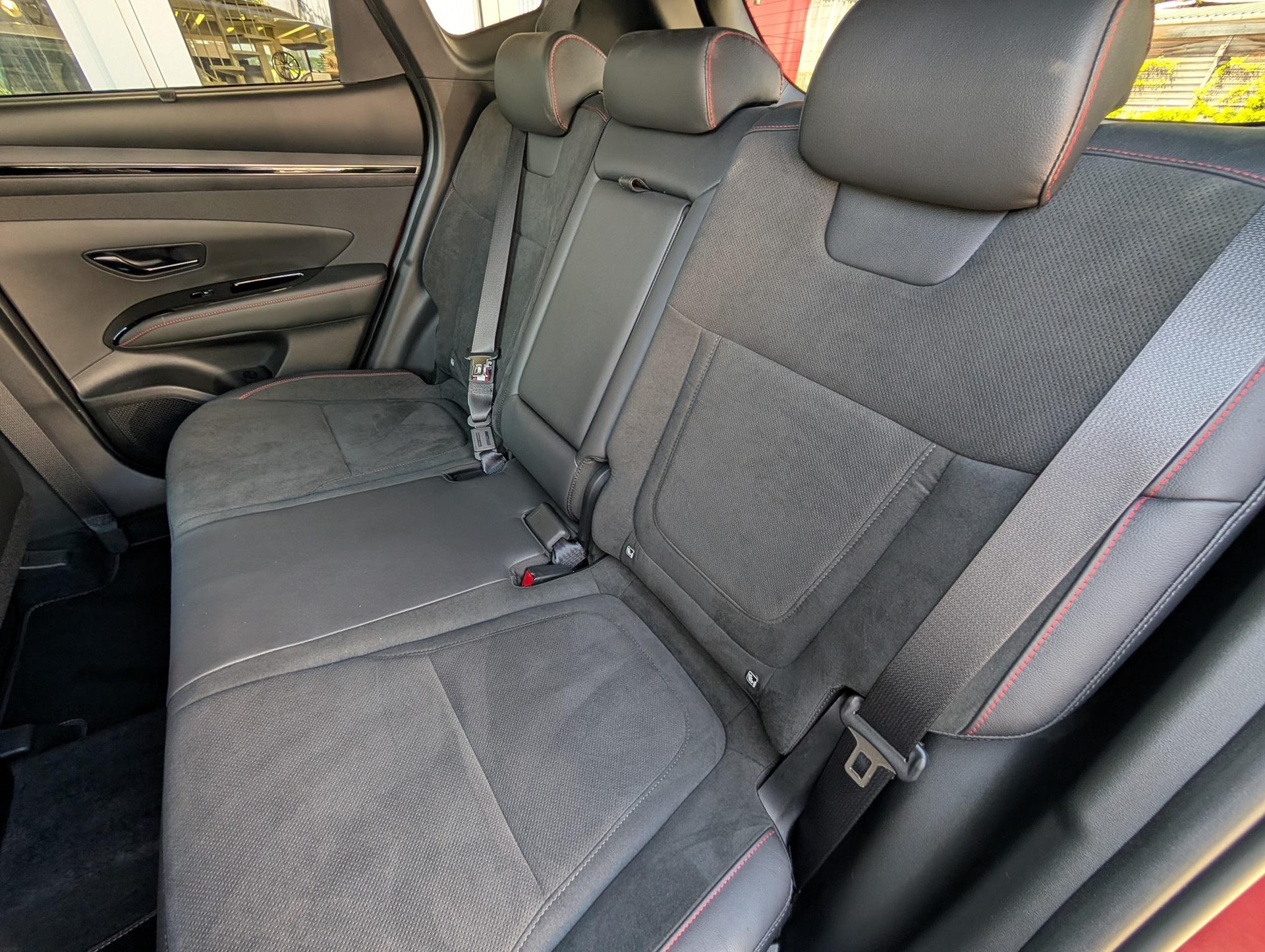 HYUNDAI Tucson 1.6 T-GDi HEV N-Line 4WD-image-10